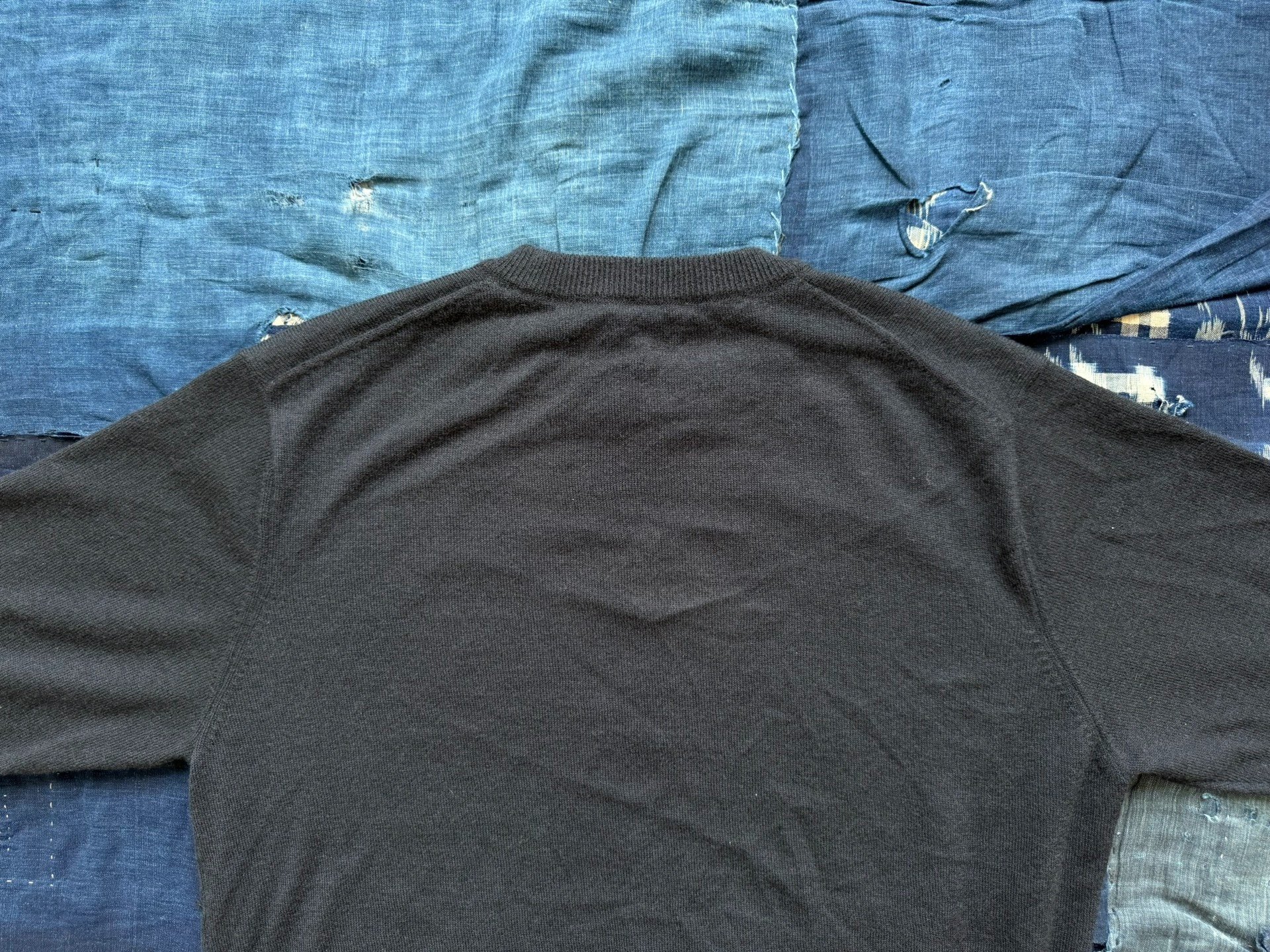 AURALEE 25SS HARD TWIST CASHMERE KNIT TEE — back