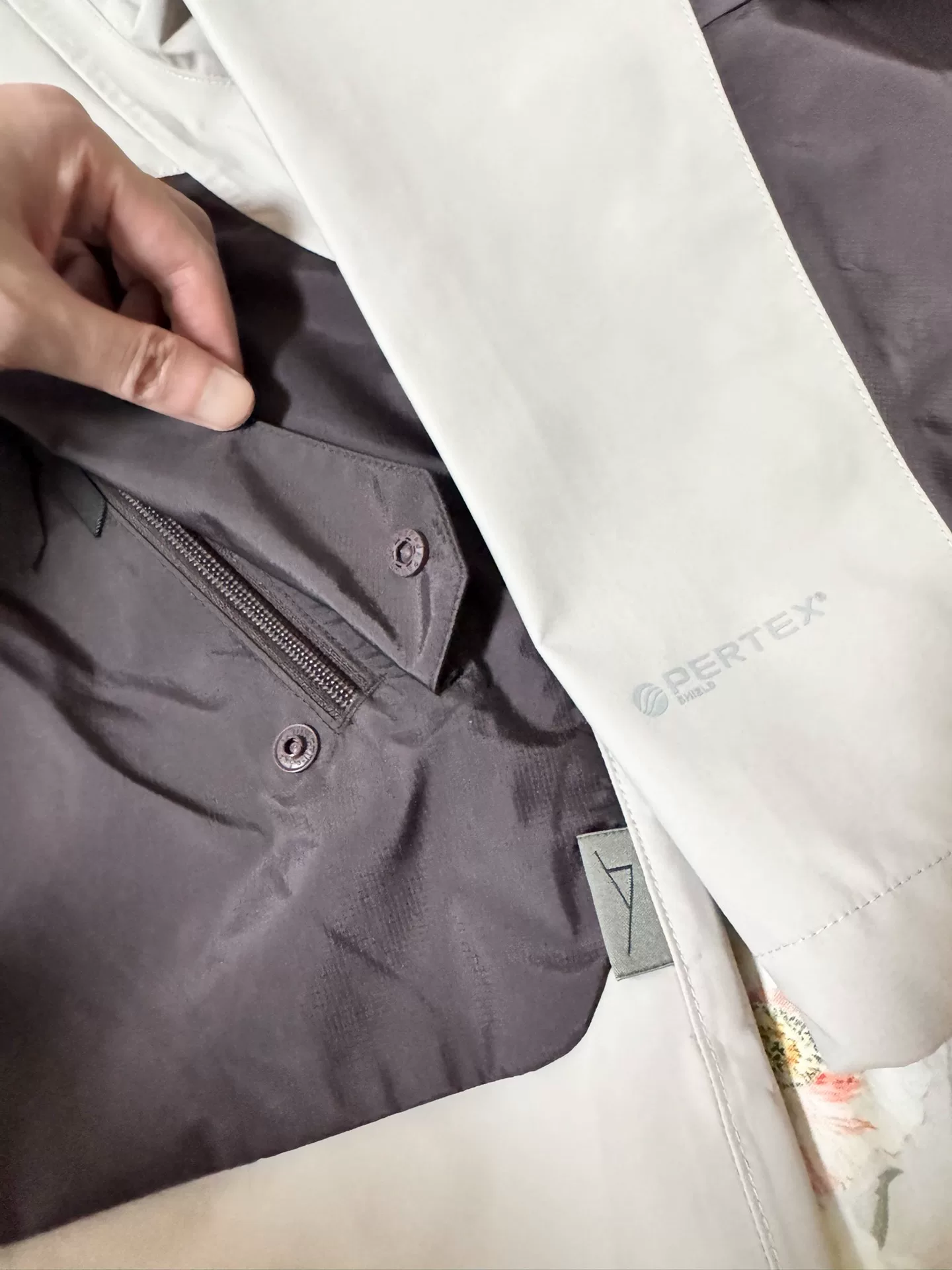 Koti Youth 23SS PERTEX Waterproof Jacket — back