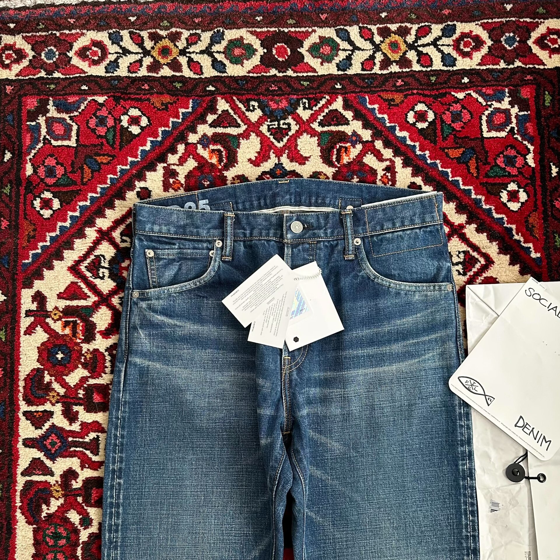 visvim 20AW 16D25 Distressed Jeans — back