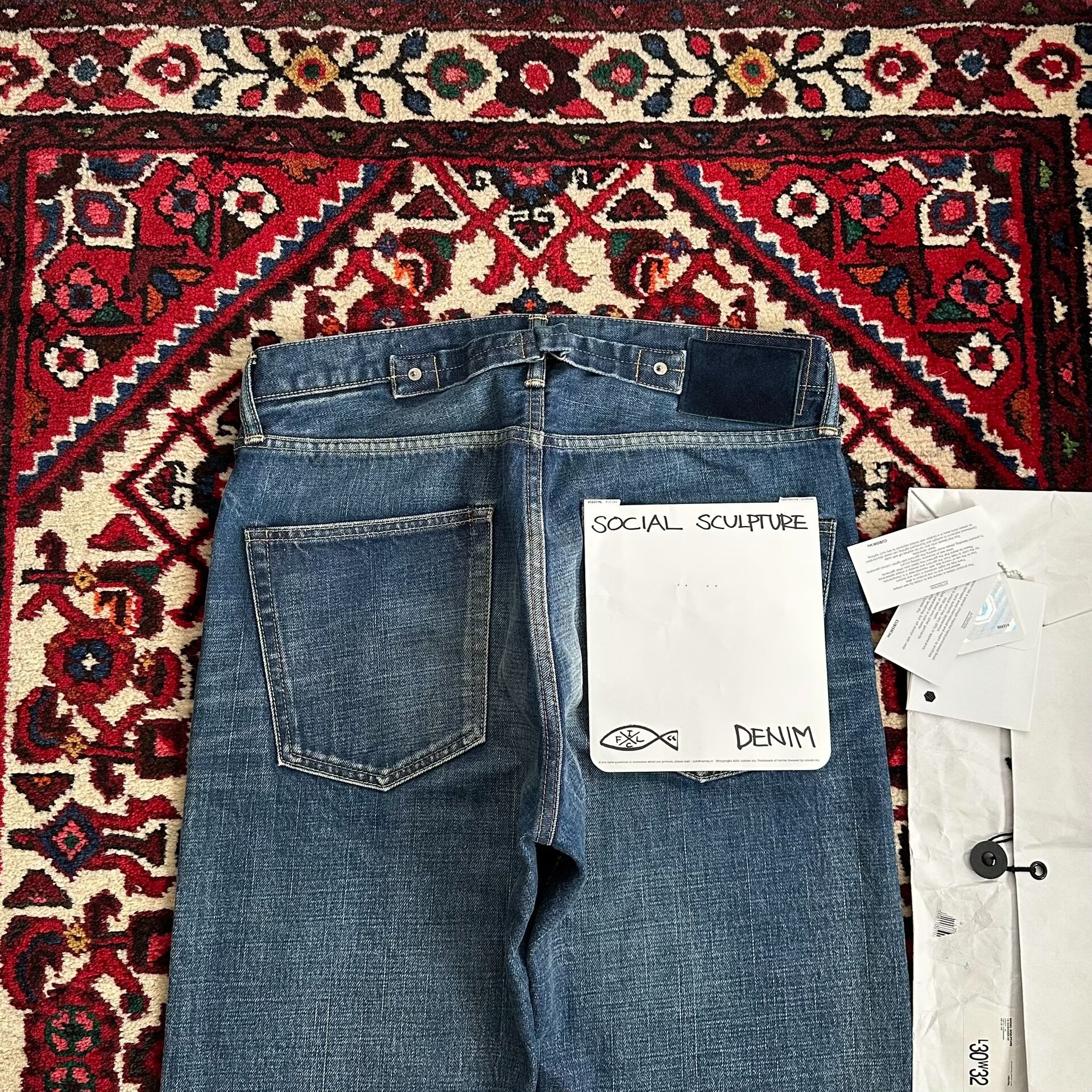 visvim 20AW 16D25 Distressed Jeans — label