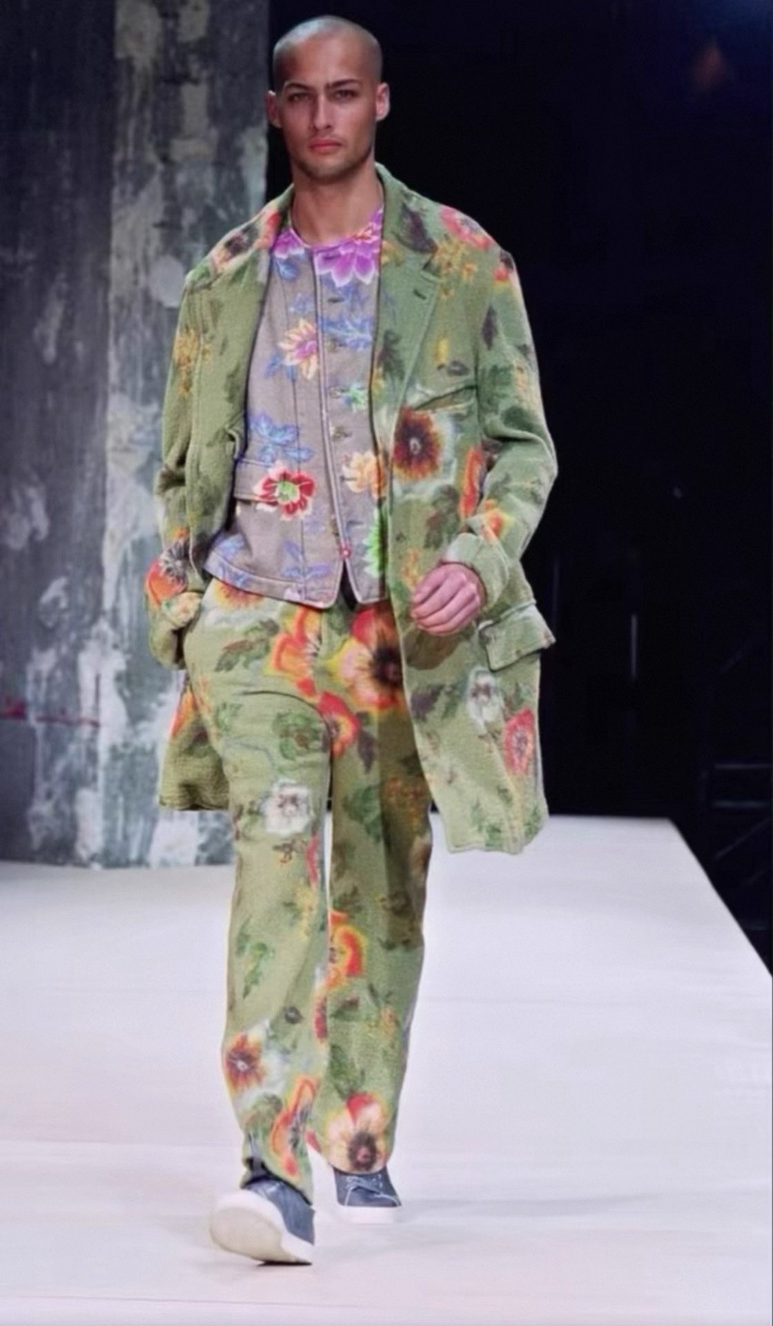 Yohji Yamamoto 03AW Floral Shawl — detail