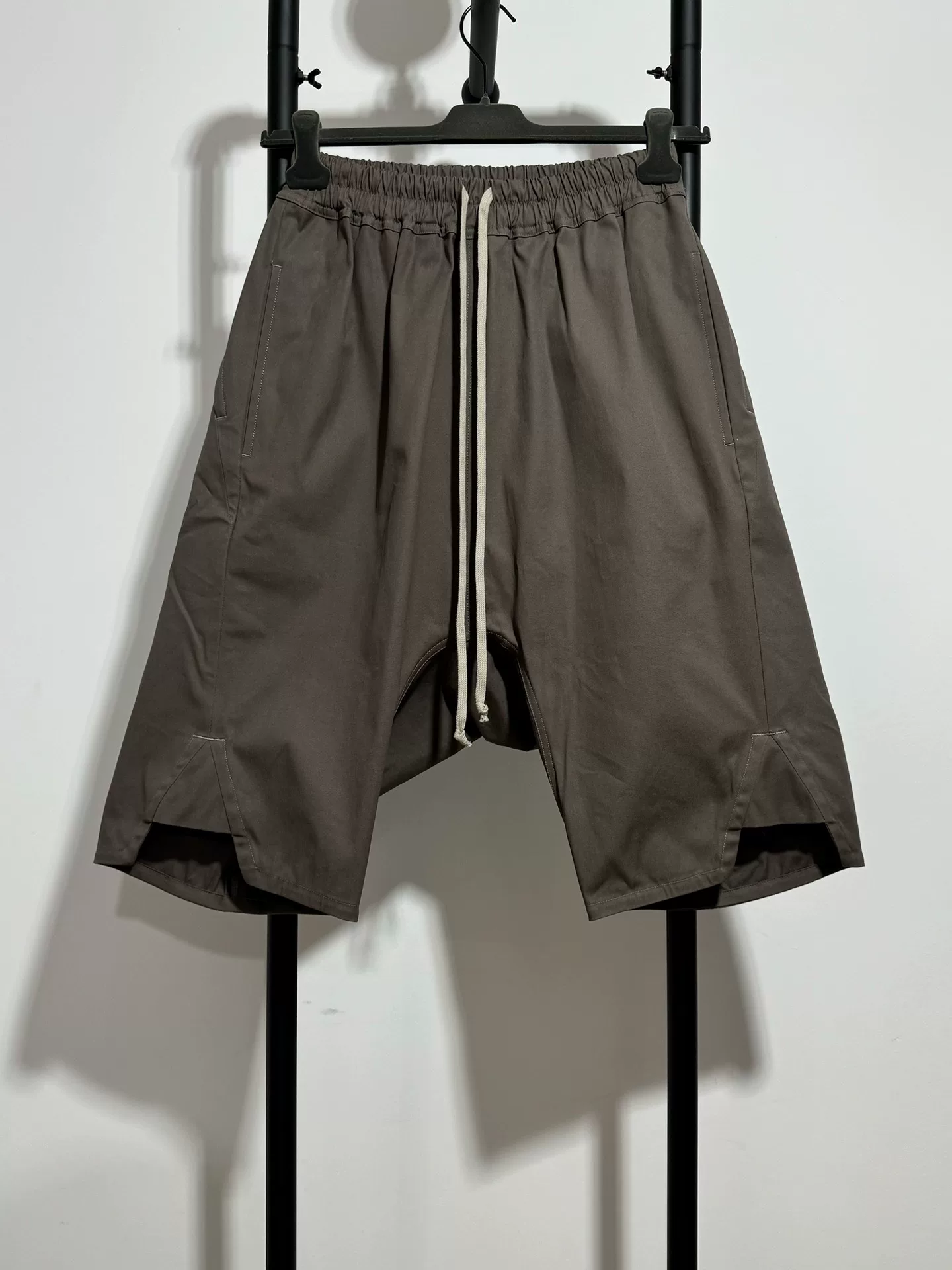 Rick Owens Loose Notch Hem Shorts