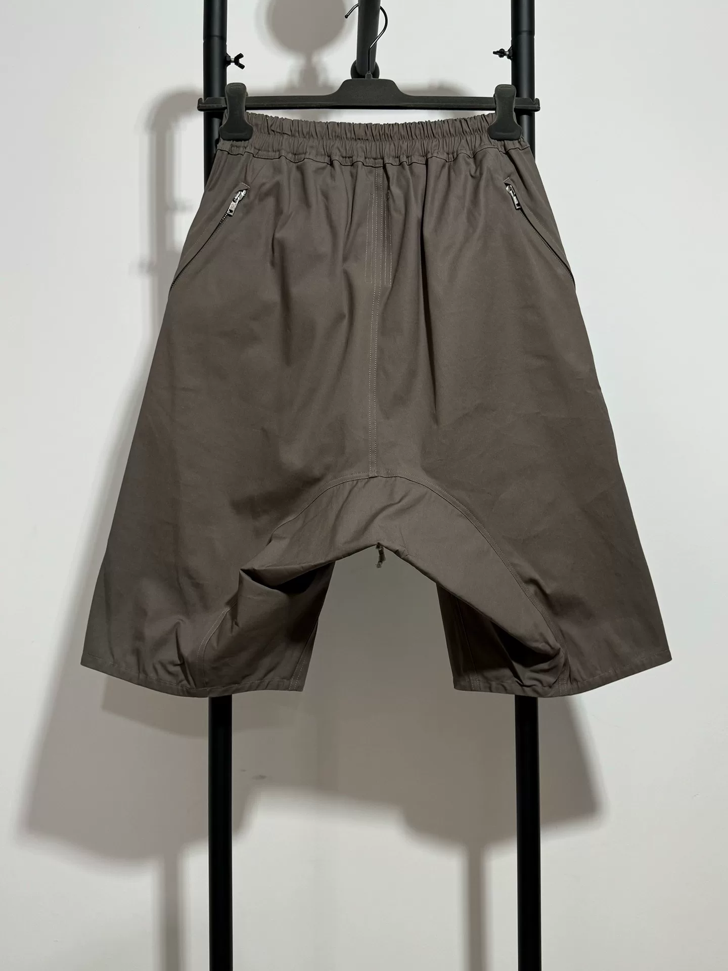 Rick Owens Loose Notch Hem Shorts — front