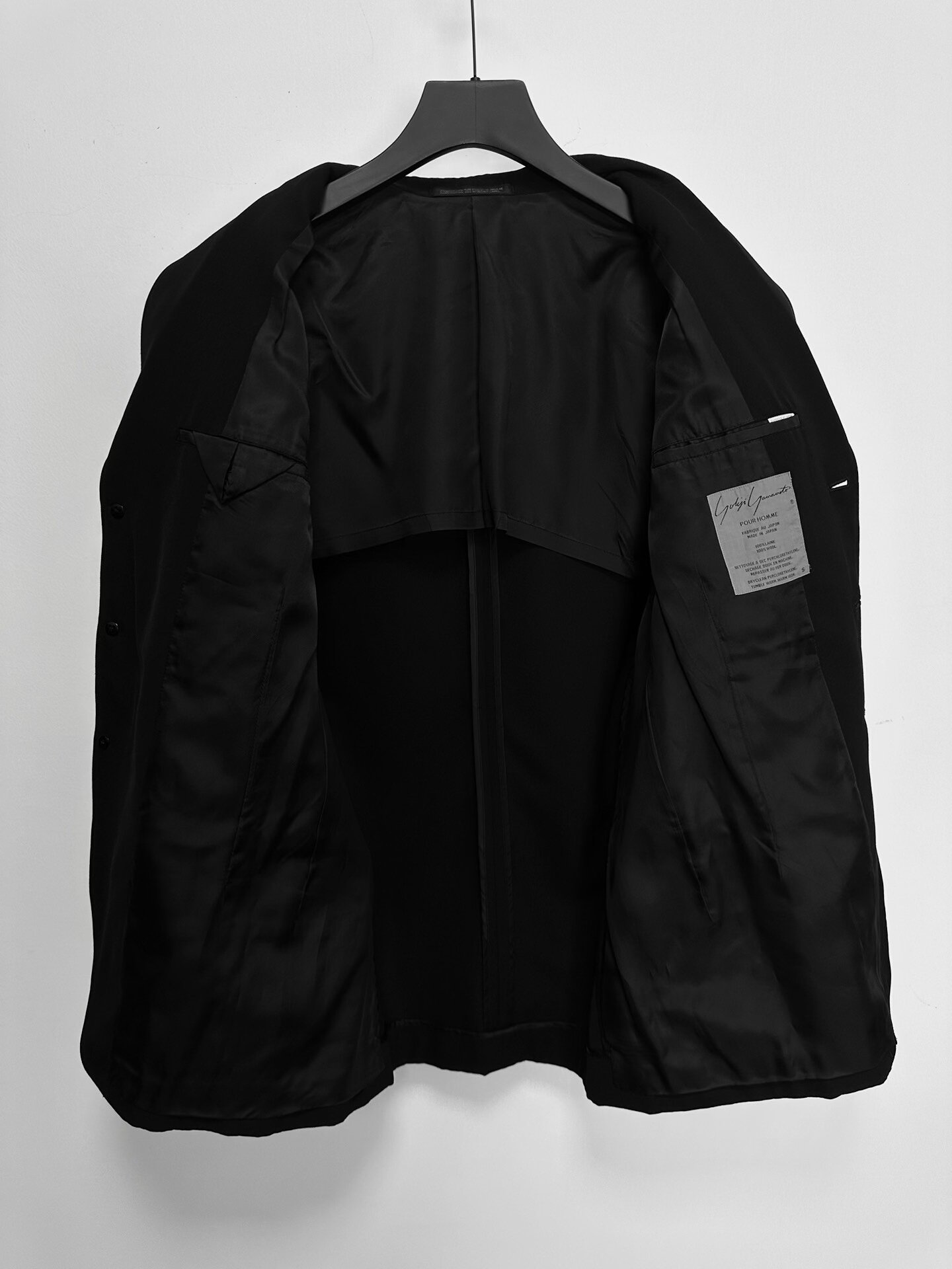 Yohji Yamamoto 90s Dog Jacket — detail