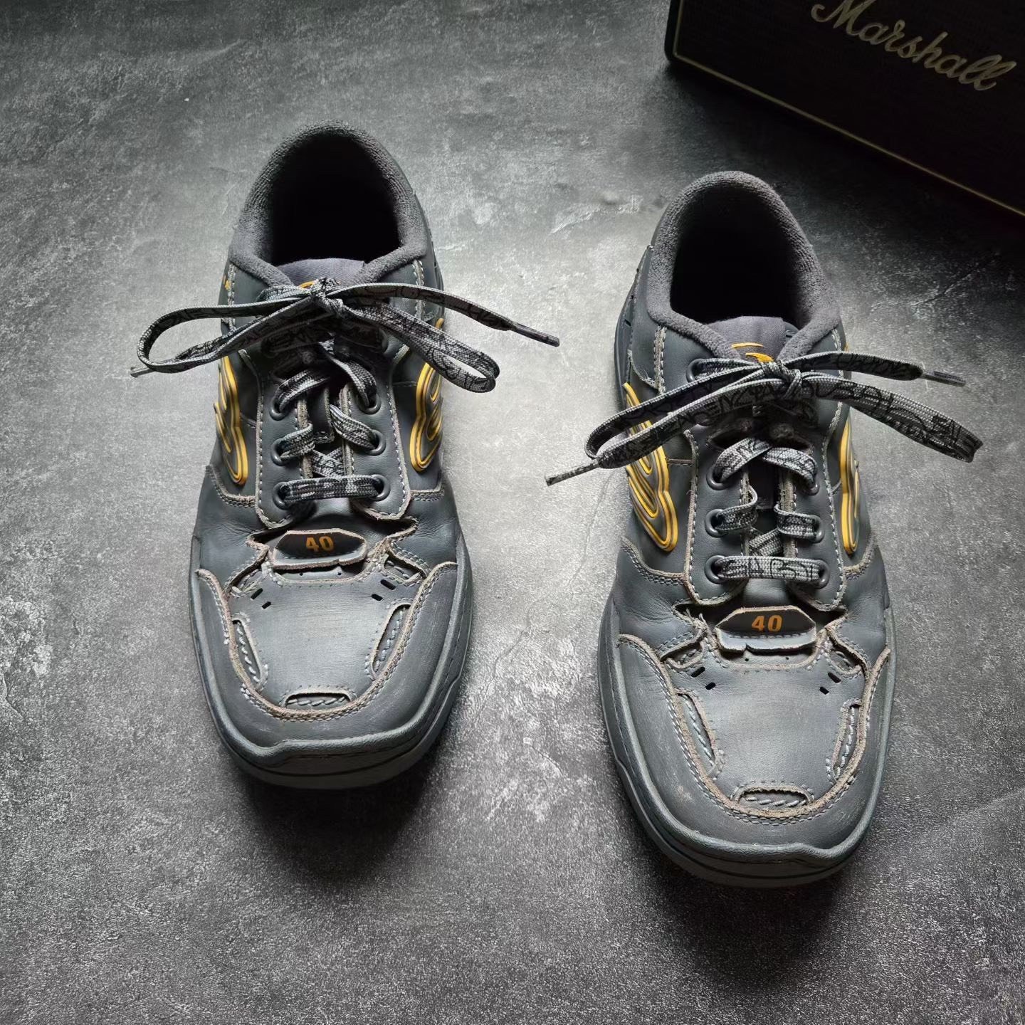 Balenciaga Hamptons Distressed Gray Yellow — front