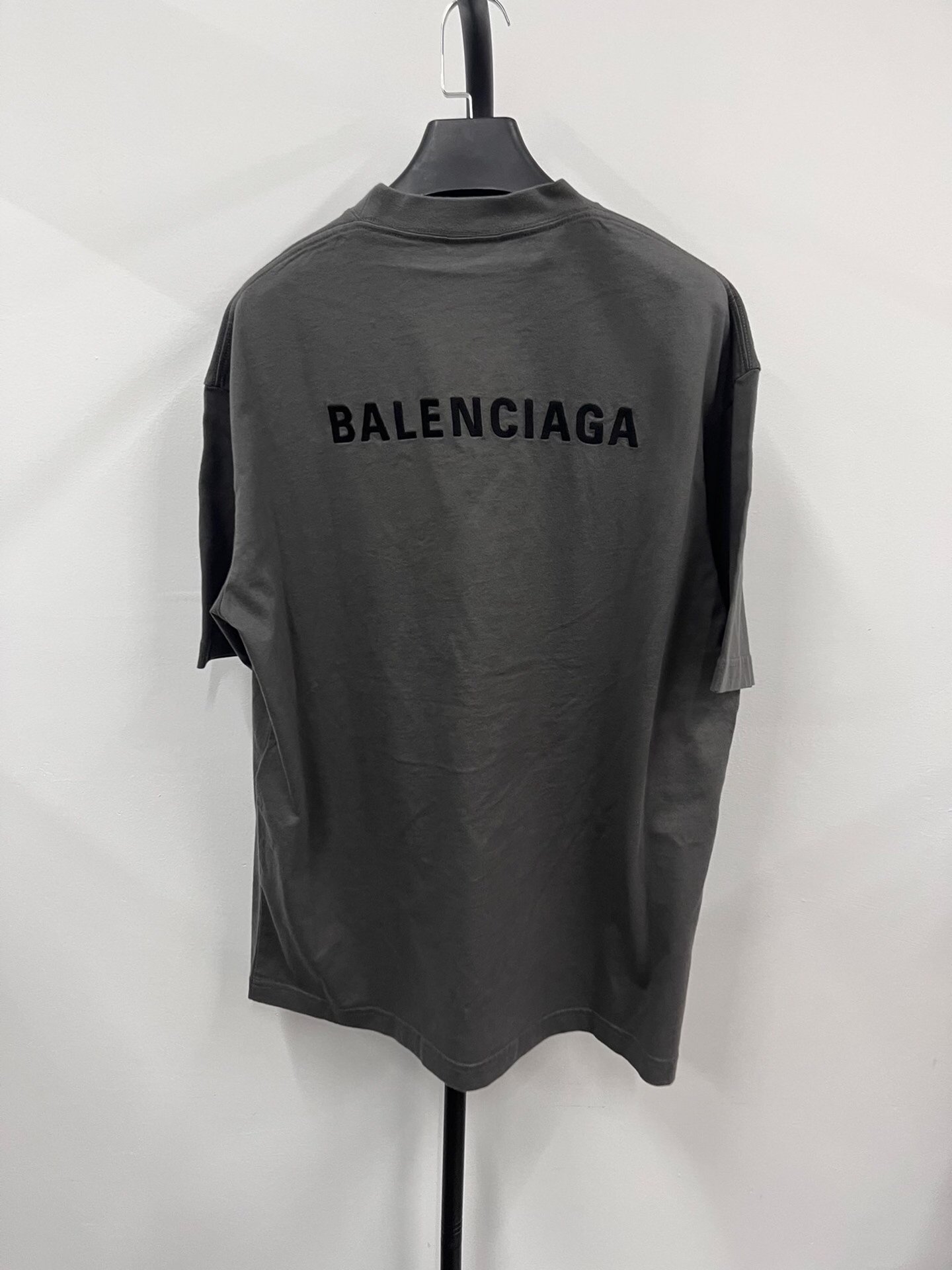 Balenciaga FW22 Logo Short-Sleeve T-Shirt — front