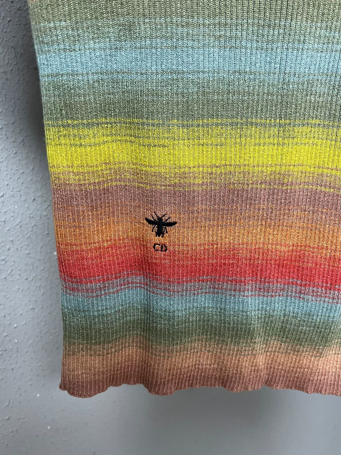 Dior Rainbow Bee Short Sleeve Knit — detail