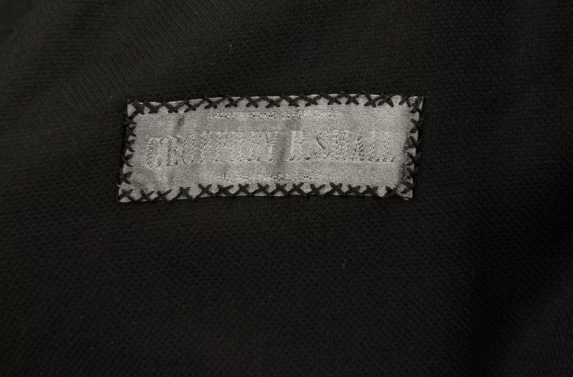 Geoffrey b small kimono — label