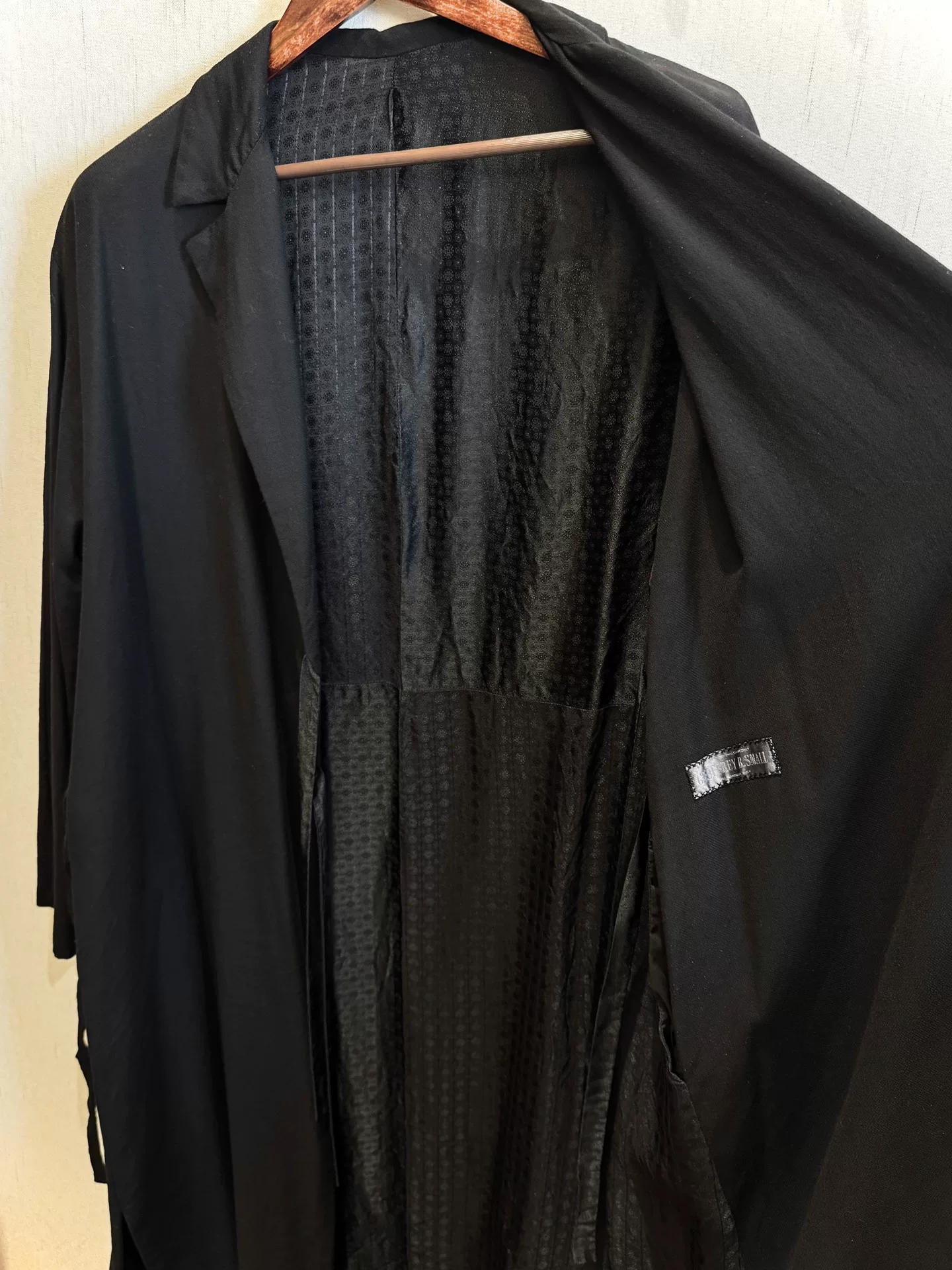 Geoffrey b small kimono — front