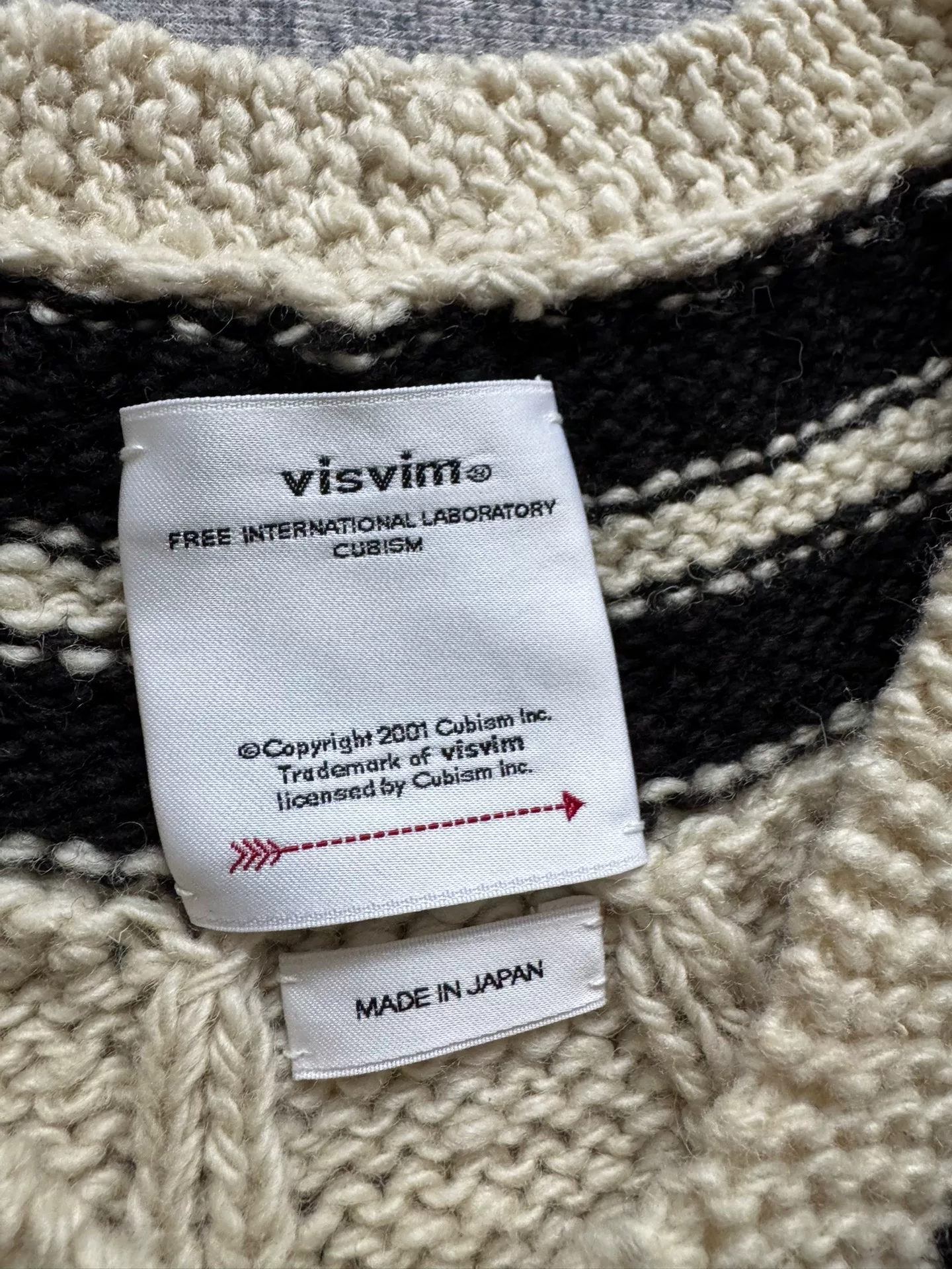 VISVIM 22AW V COLLEGIUM HAND KNIT SWEATER — front