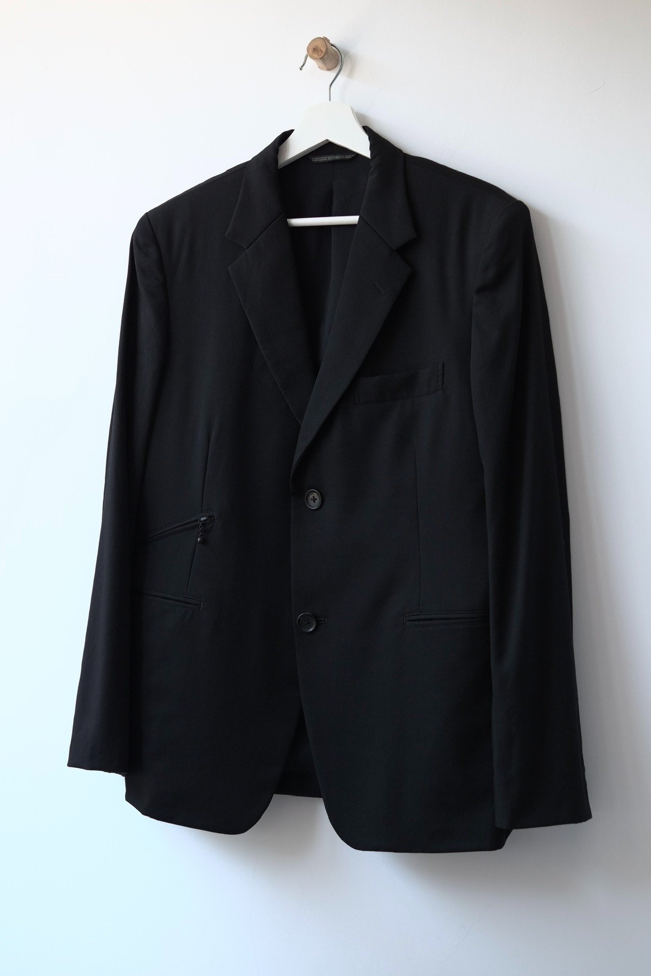 Yohji Yamamoto 23AW Black Suit Jacket — front