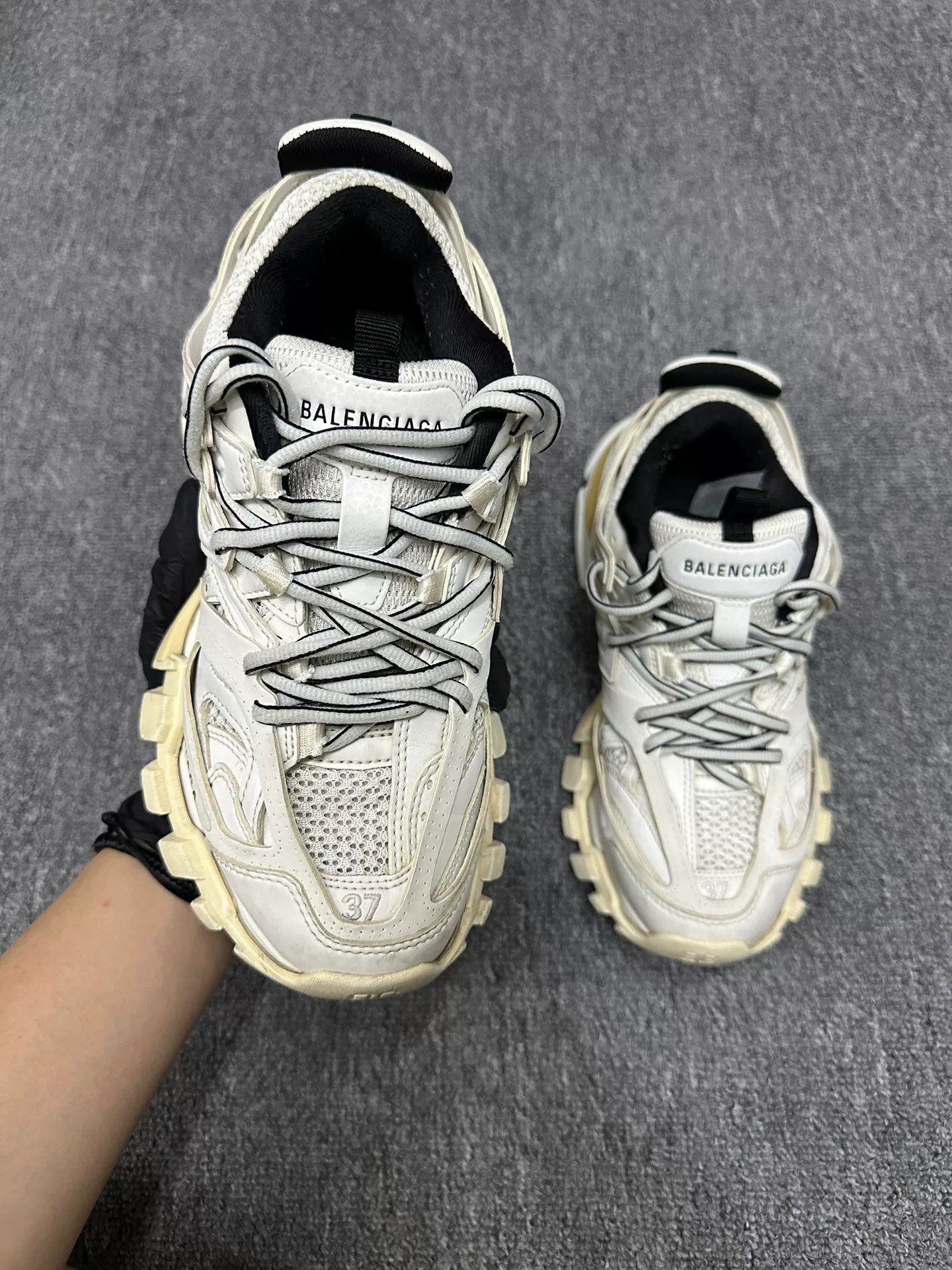 Balenciaga Track Dad Shoes White — detail