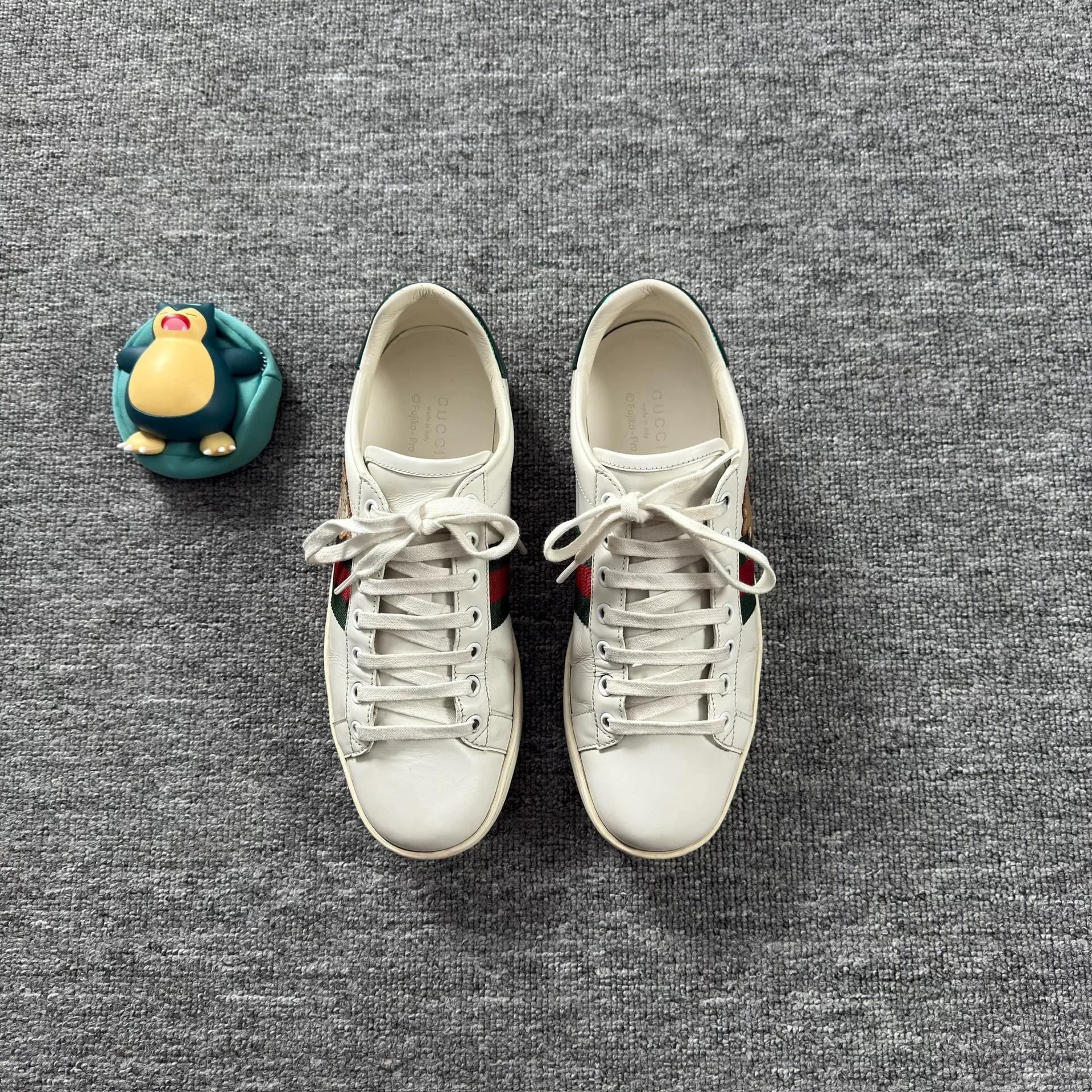 Gucci x Doraemon White Sneakers — front