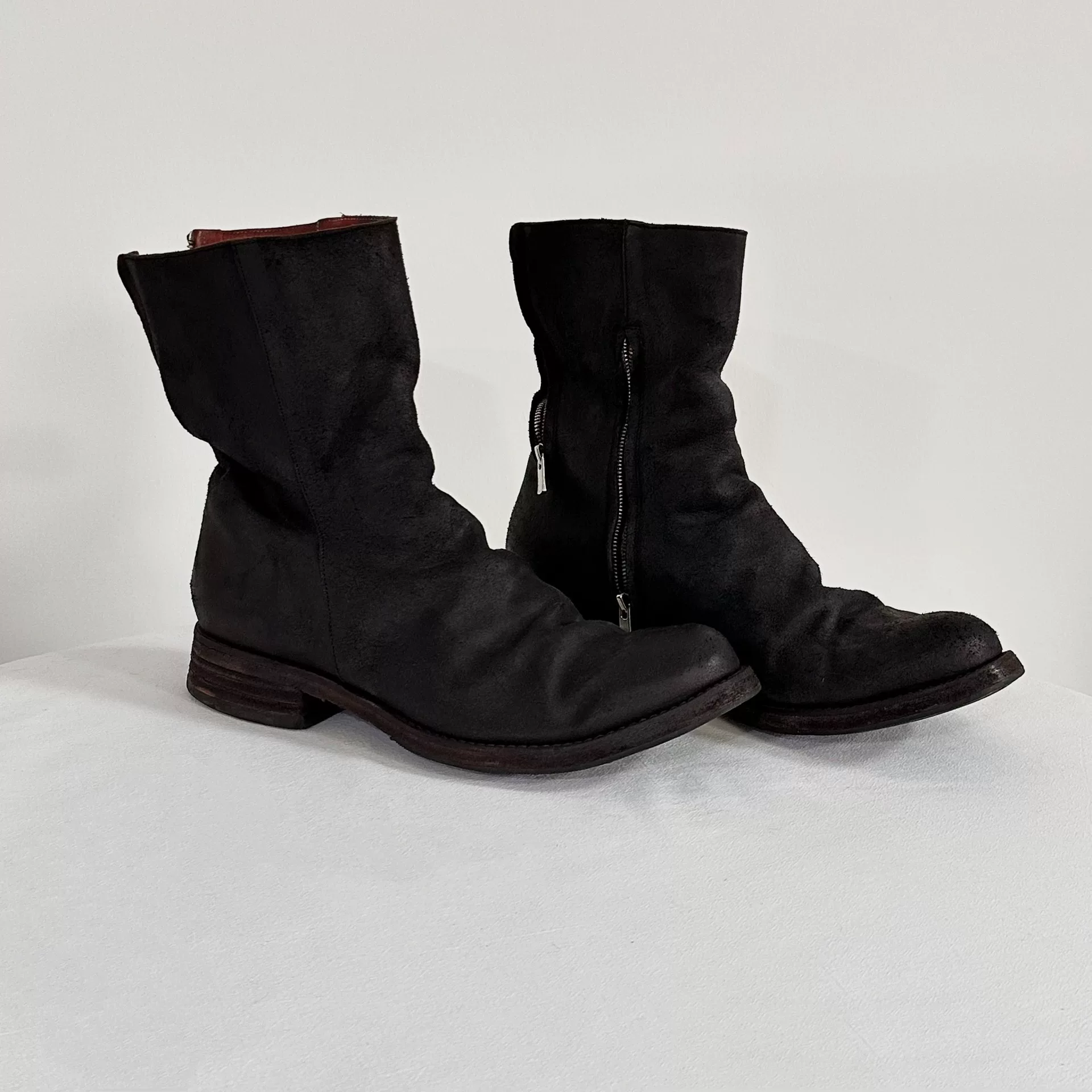 a1923 Double Zipper Oiled Horsehide Boots — detail