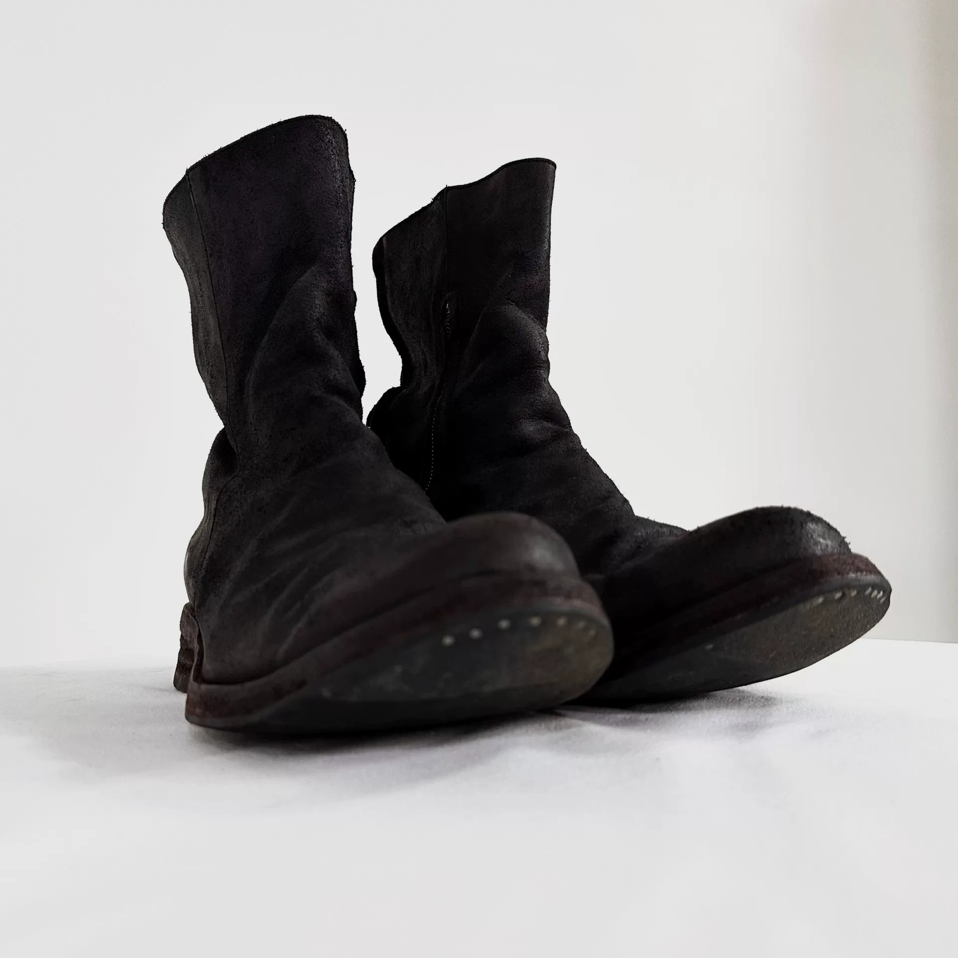 a1923 Double Zipper Oiled Horsehide Boots — front