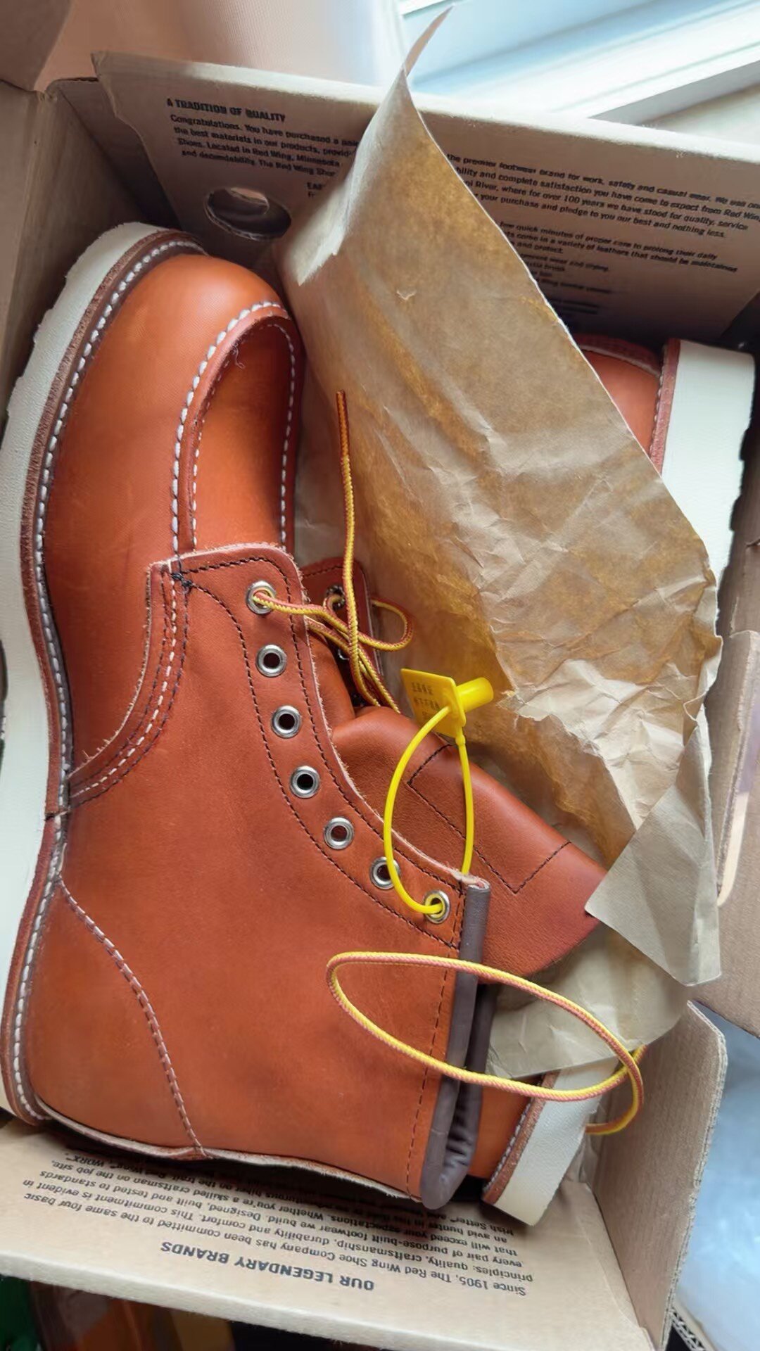 Redwing 875 Brown Leather Work Boots — detail
