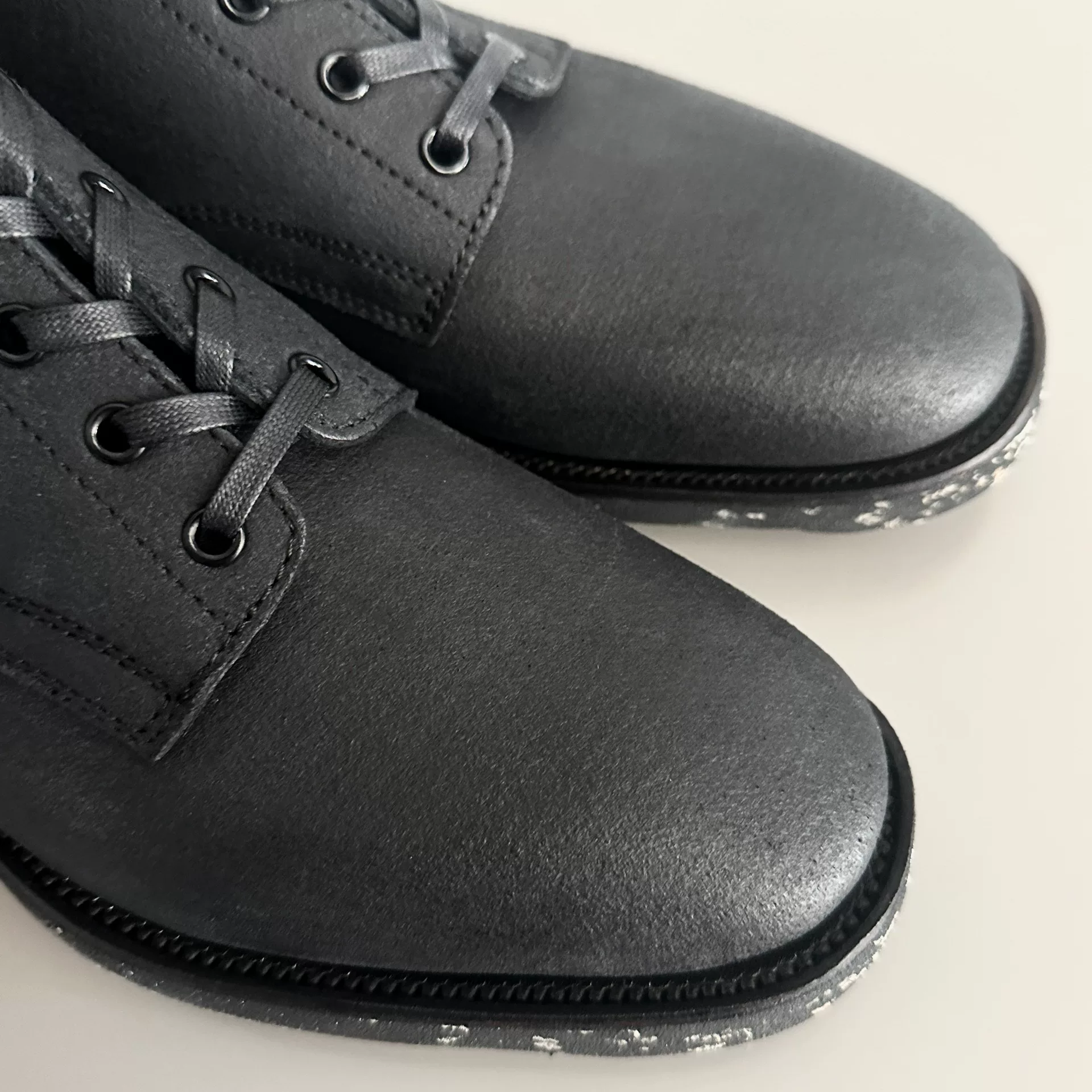 Clinch Yeager Gustave Black Boots — label