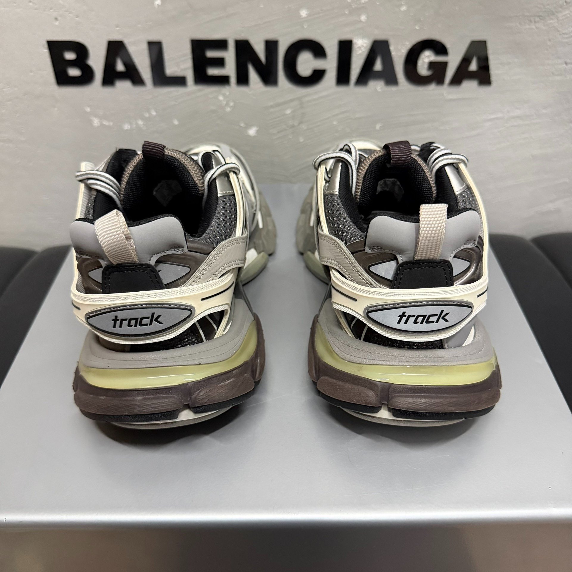 Balenciaga Track Dad Shoes Gray 38 — label