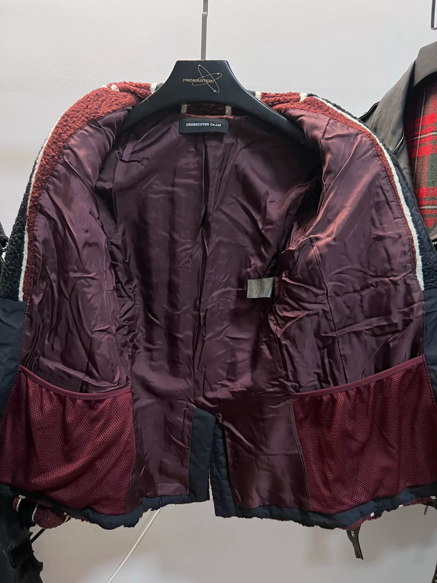 Undercover 2018 AW Striped Teddy Blazer — detail