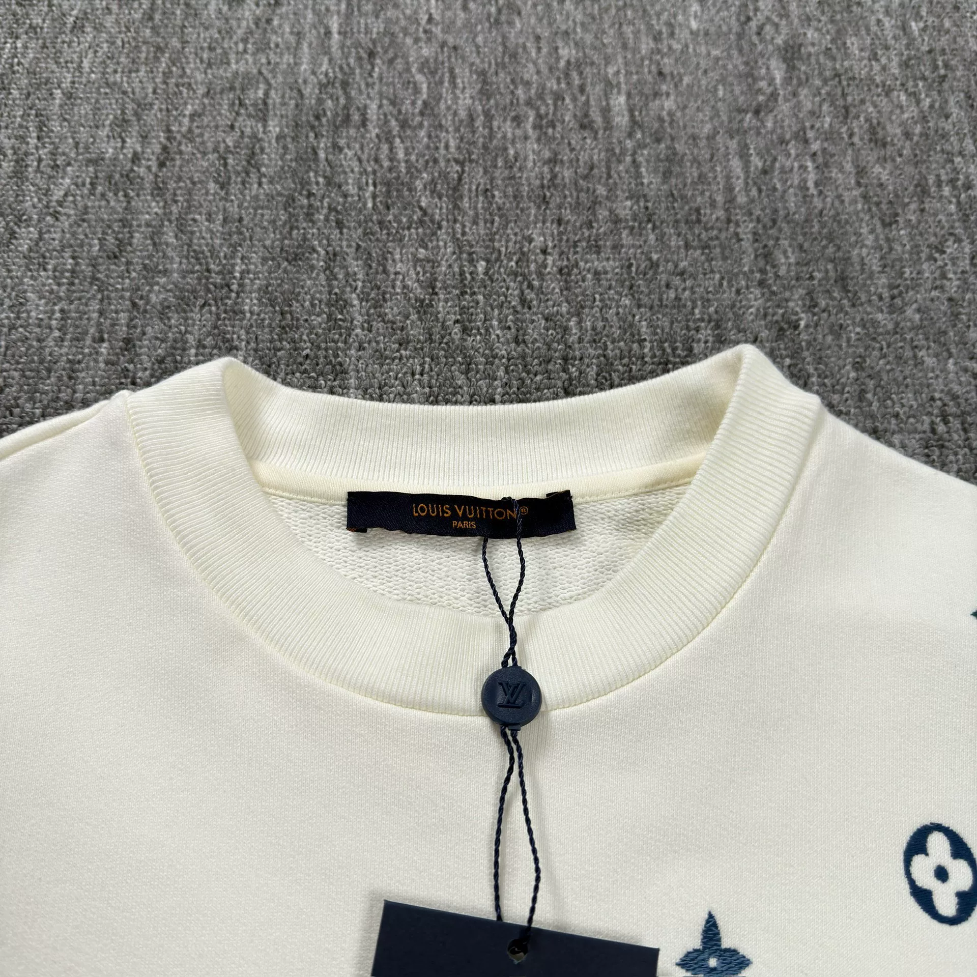 Louis Vuitton Monogram Print Sweatshirt — detail