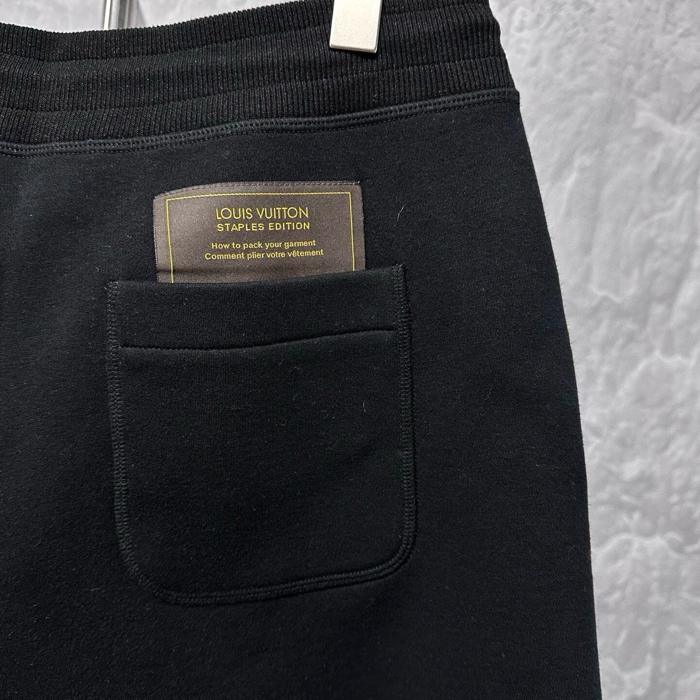 Louis Vuitton Casual Drawstring Sports Shorts — detail
