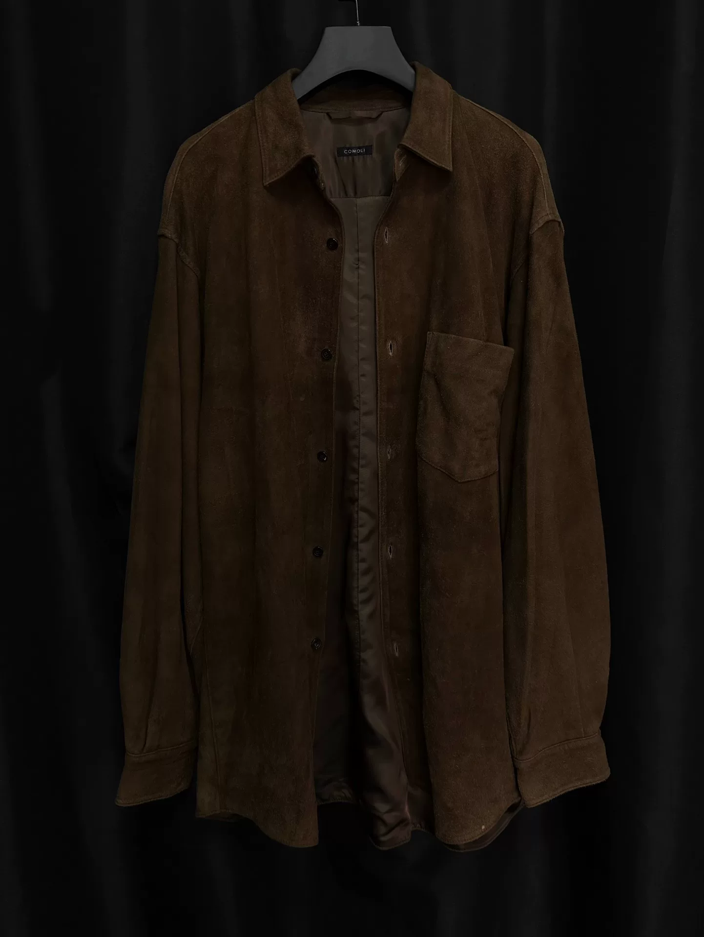 comoli Dark Brown Deer Leather Shirt — detail