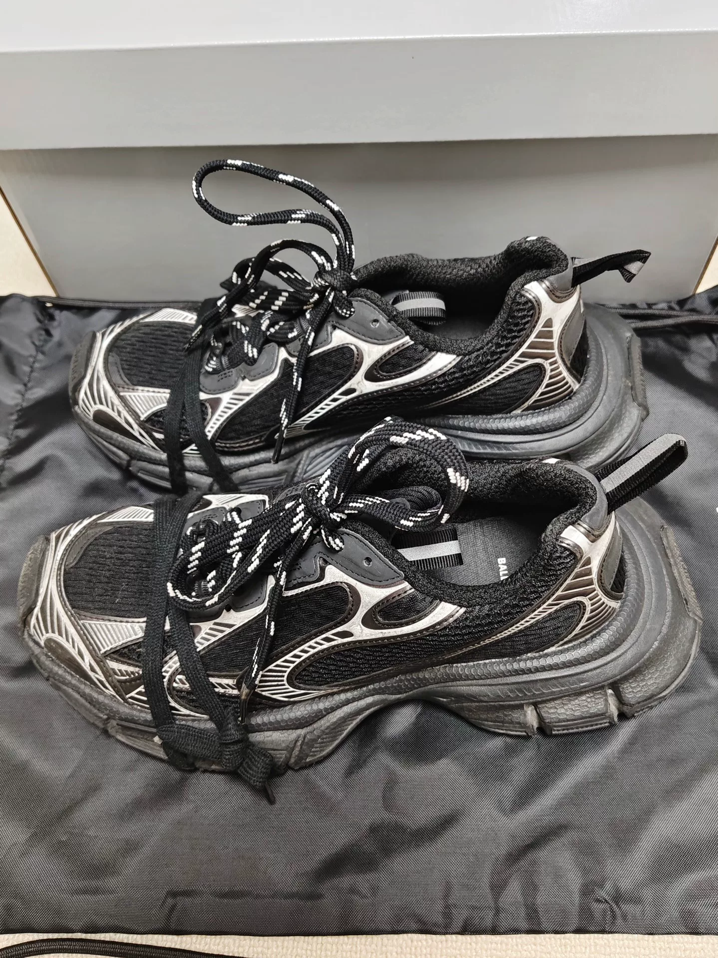 Balenciaga 3XL Low-Top Sneakers