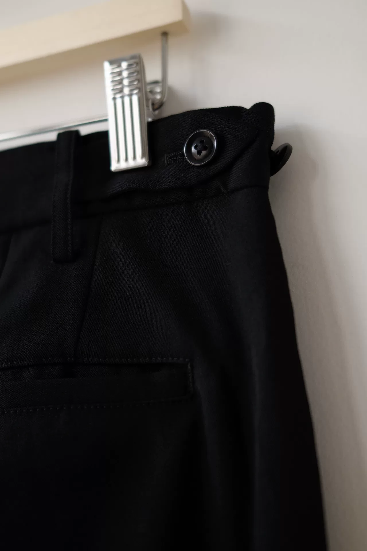 Yohji Yamamoto 16AW Black Zip Pants — label