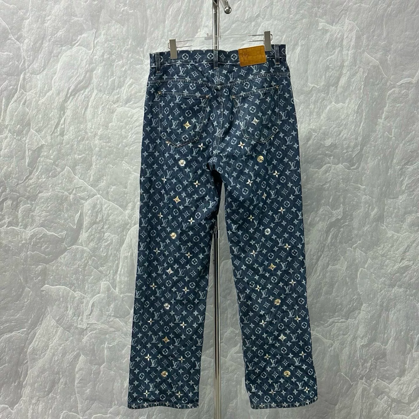 Louis Vuitton FW26 Daisy Embroidery Denim Pants — label