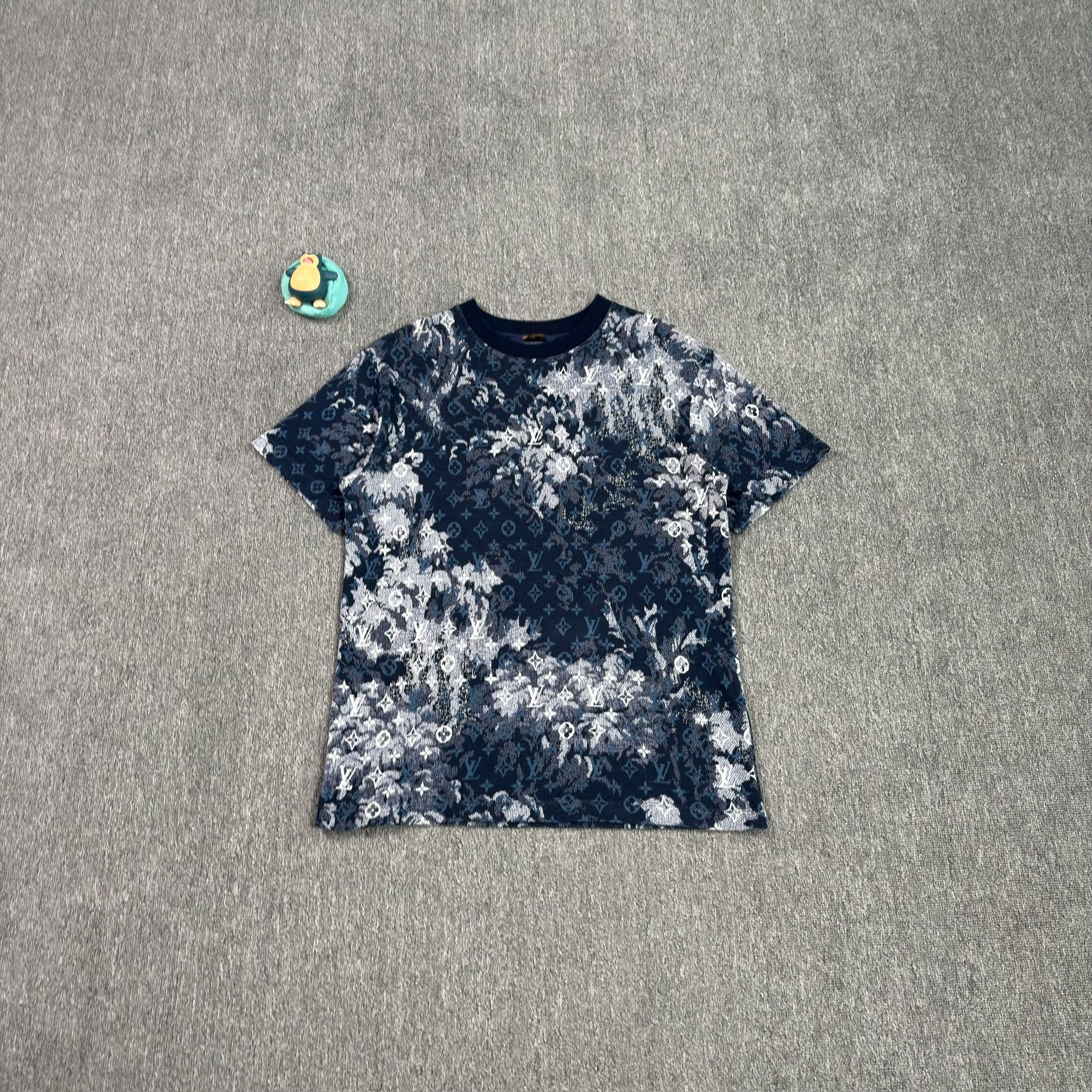 Louis Vuitton Tapestry Print Short-Sleeve