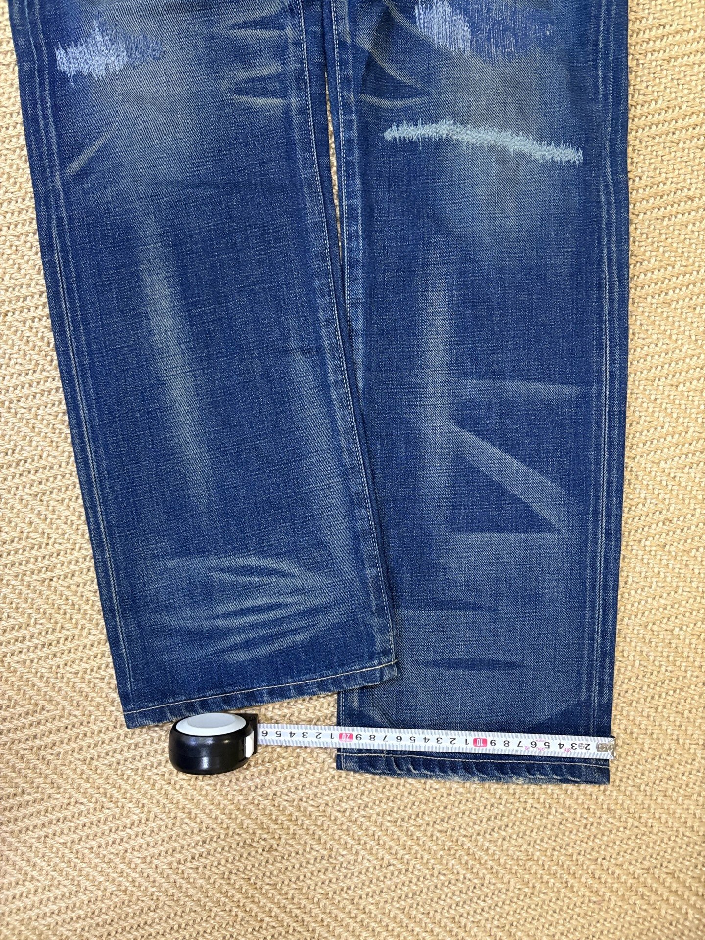 Neighborhood 07 SCAB Distressed Jeans — detail
