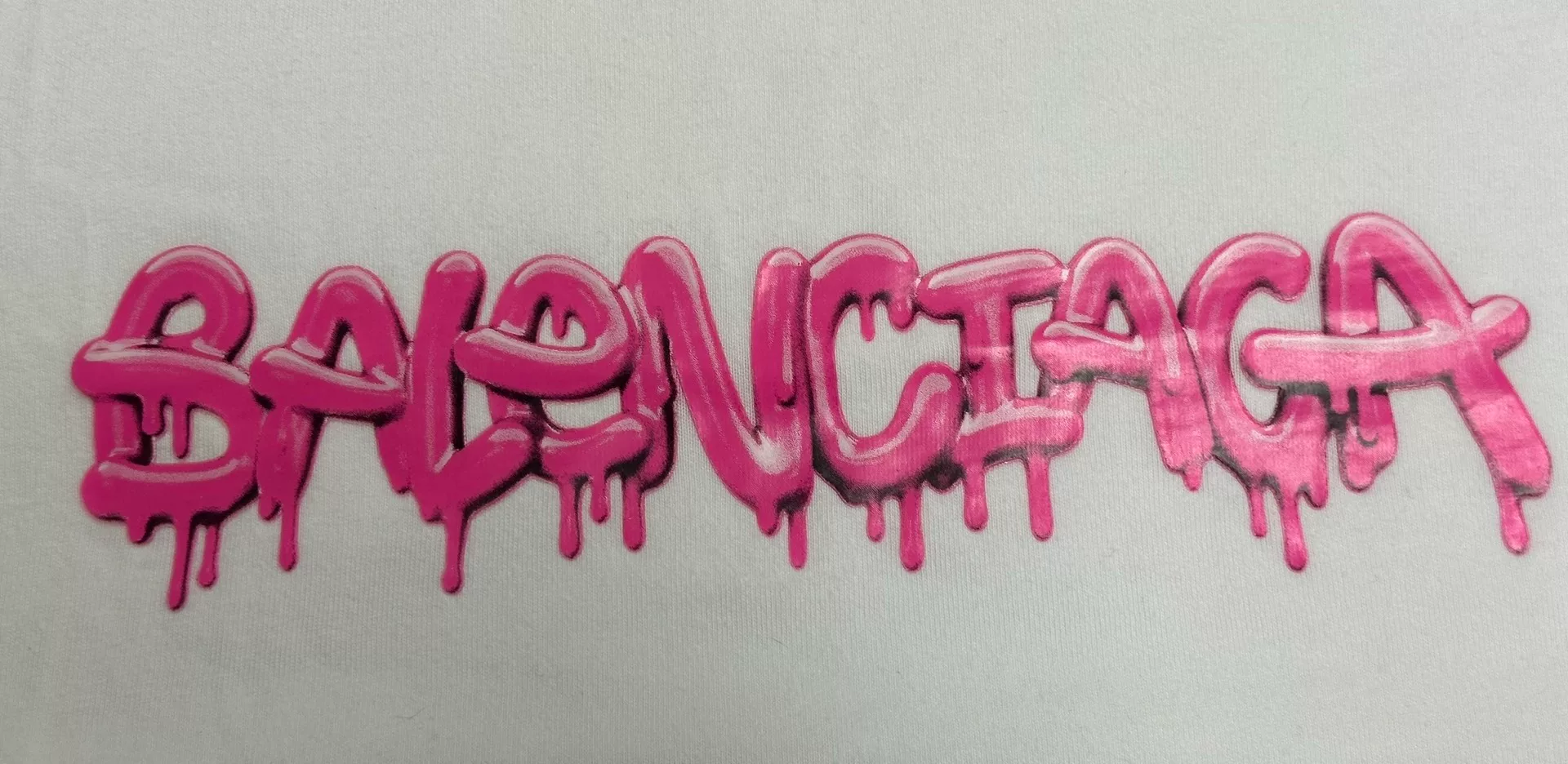 Balenciaga Pink Logo Crew Neck T-Shirt — detail