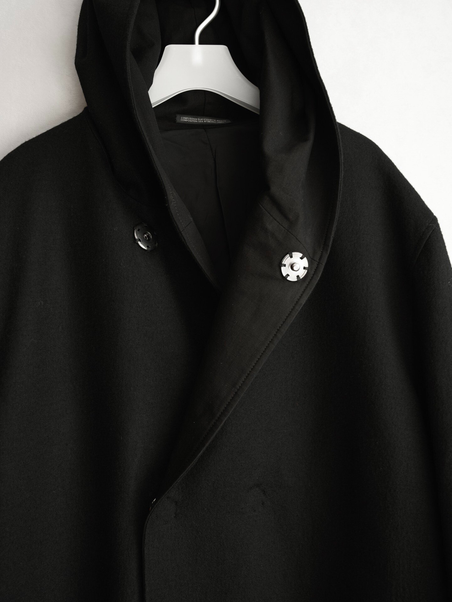 Yohji Yamamoto 15AW Hooded Snap Coat — detail