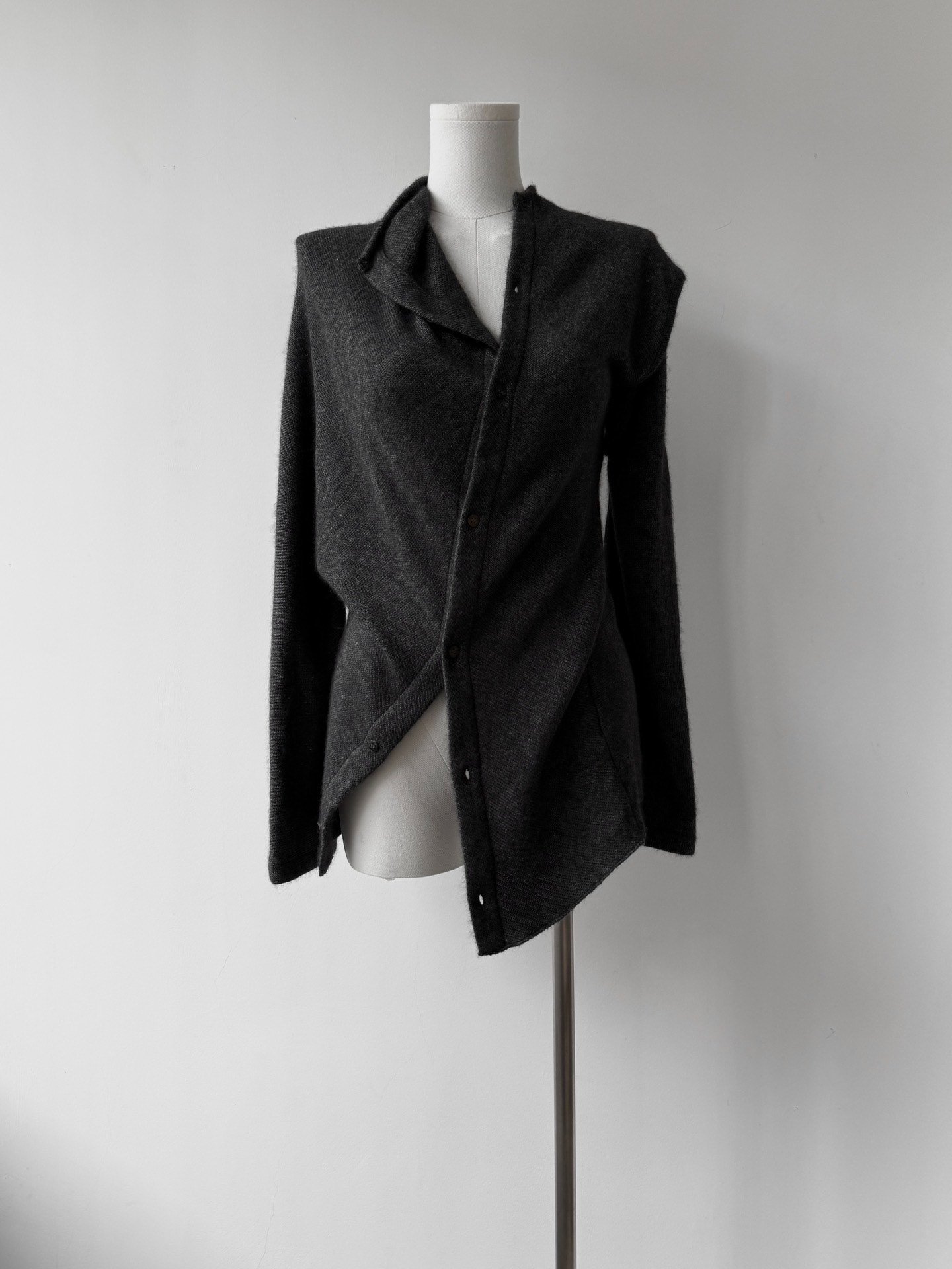 Yohji Yamamoto Y's Wool Irregular Cardigan — detail