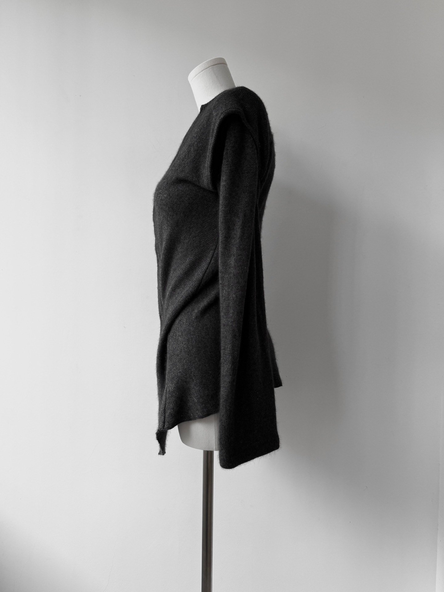Yohji Yamamoto Y's Wool Irregular Cardigan — label