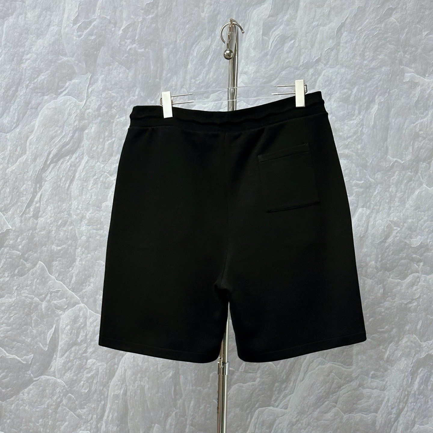 Louis Vuitton SS25 Pharrell Pearl Zip Shorts XXL — back