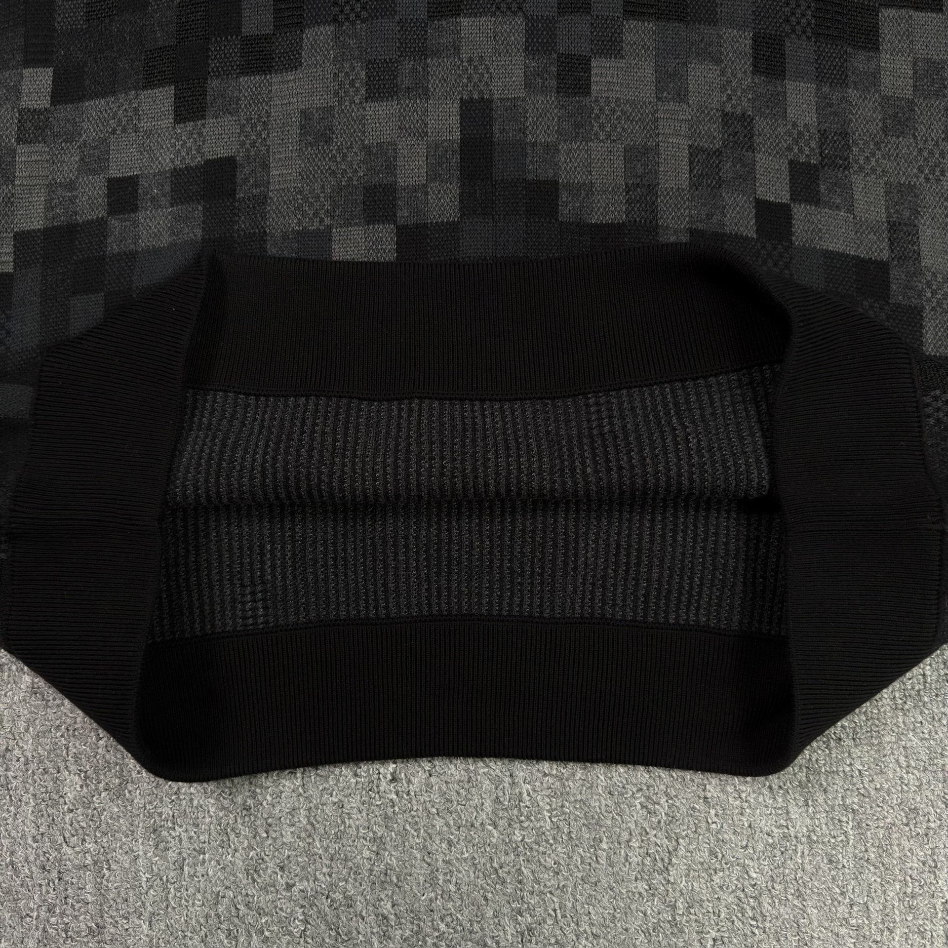 Louis Vuitton Camo Crew Neck Sweater — label