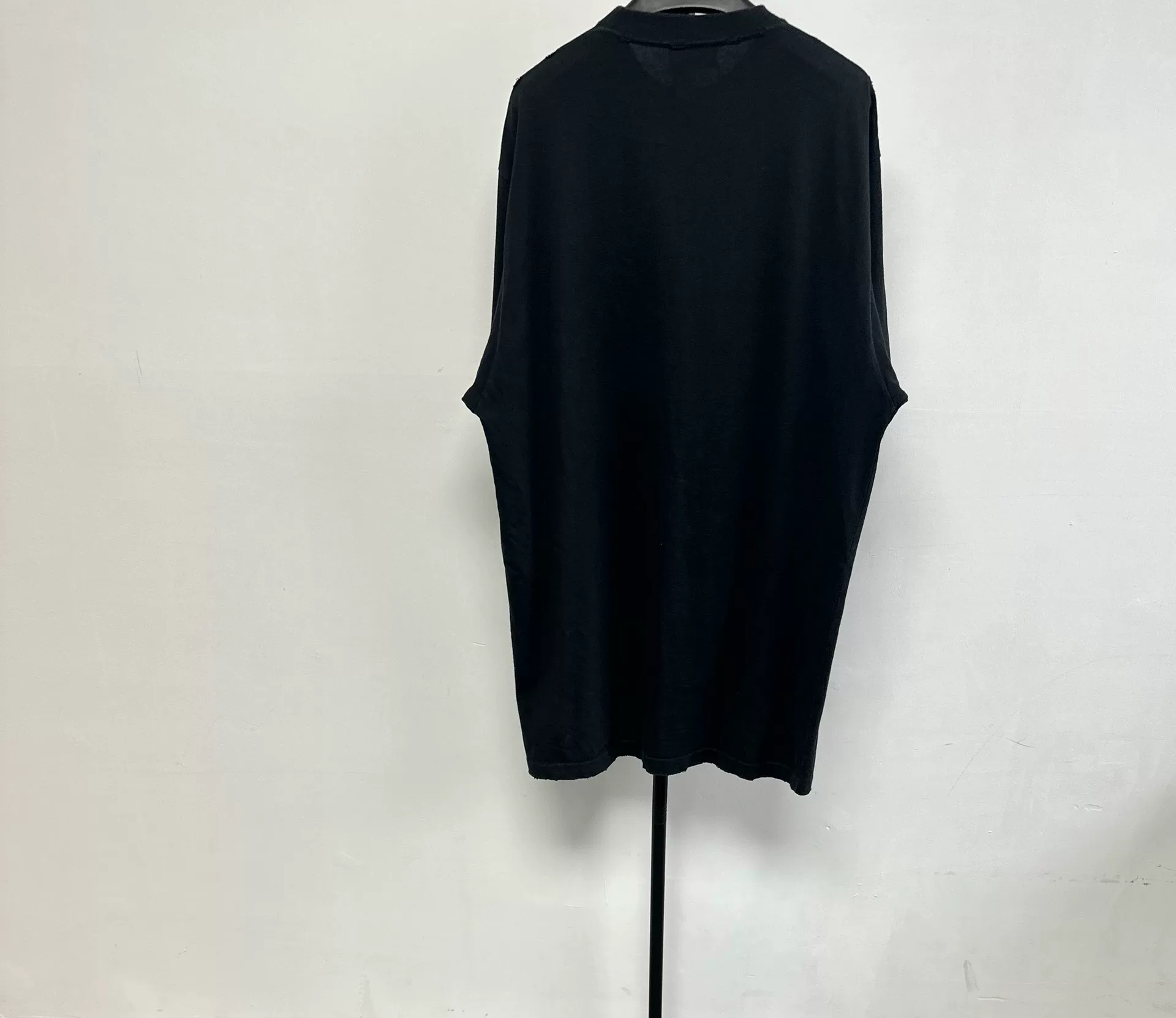 Balenciaga Black Logo Crew Neck T-Shirt — front
