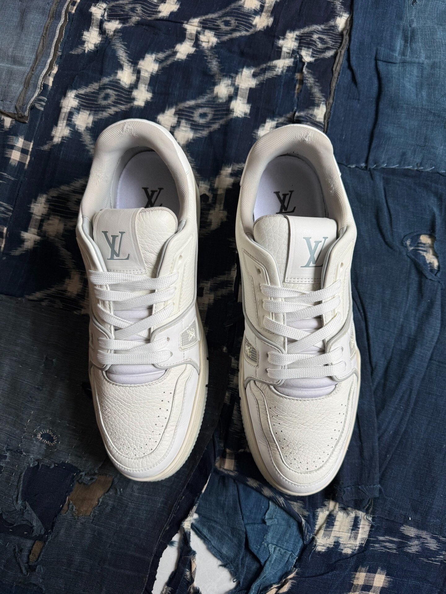 Louis Vuitton LV Trainer White Cement — back