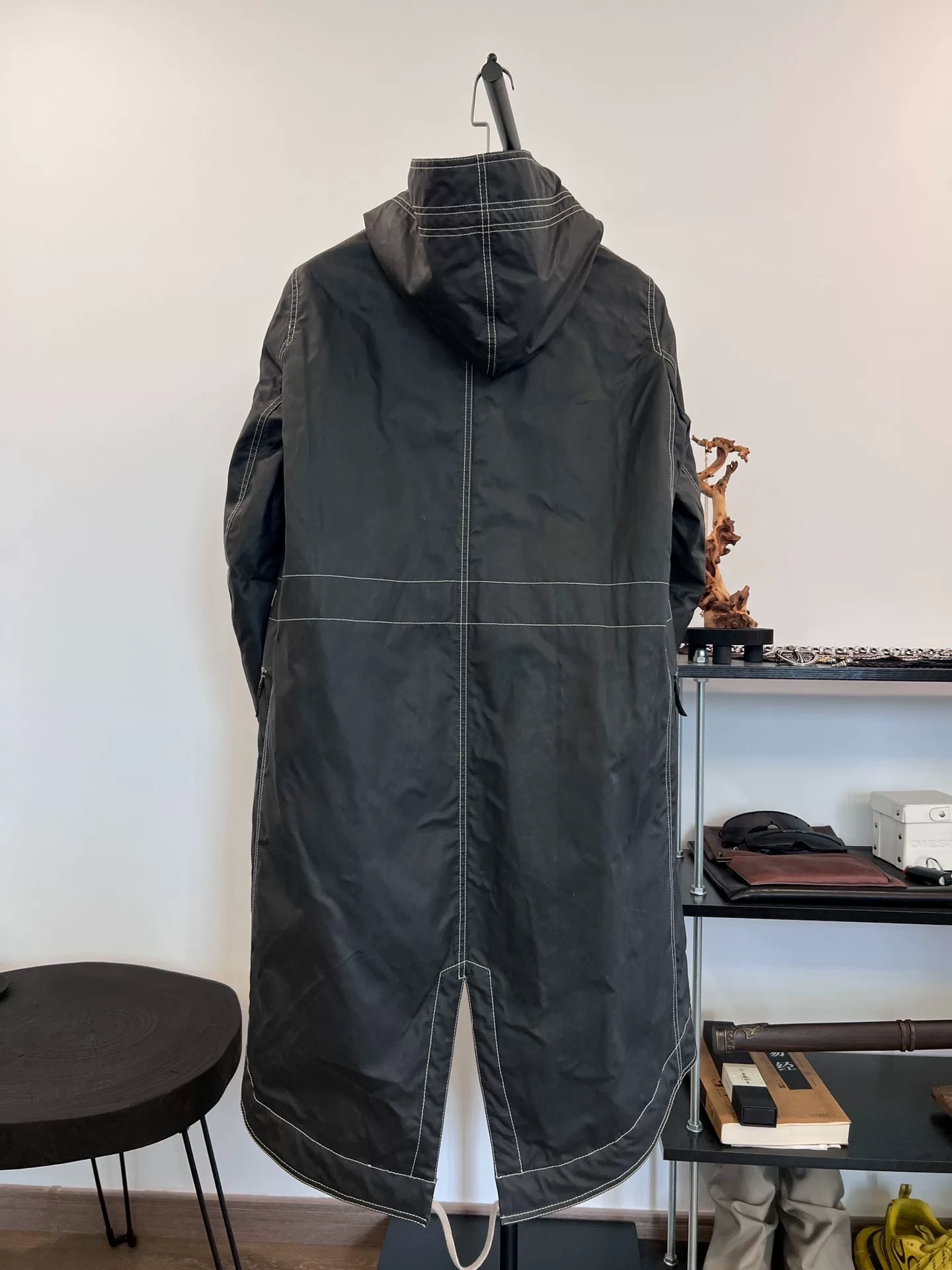 Rick Owens Dekshdw Long Fishtail Parka — detail