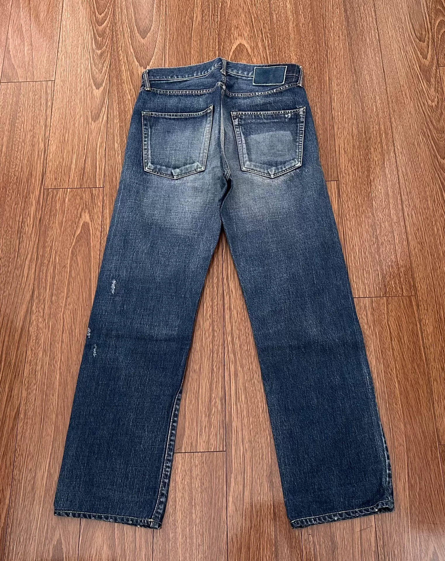 VISVIM SOCIAL SCULPTURE DAMAGED-12 D12 Washed Jeans — front