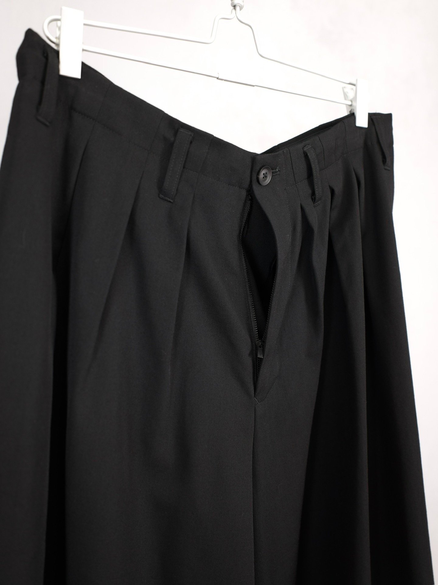 Yohji Yamamoto 22SS Pleated Balloon Pants — label