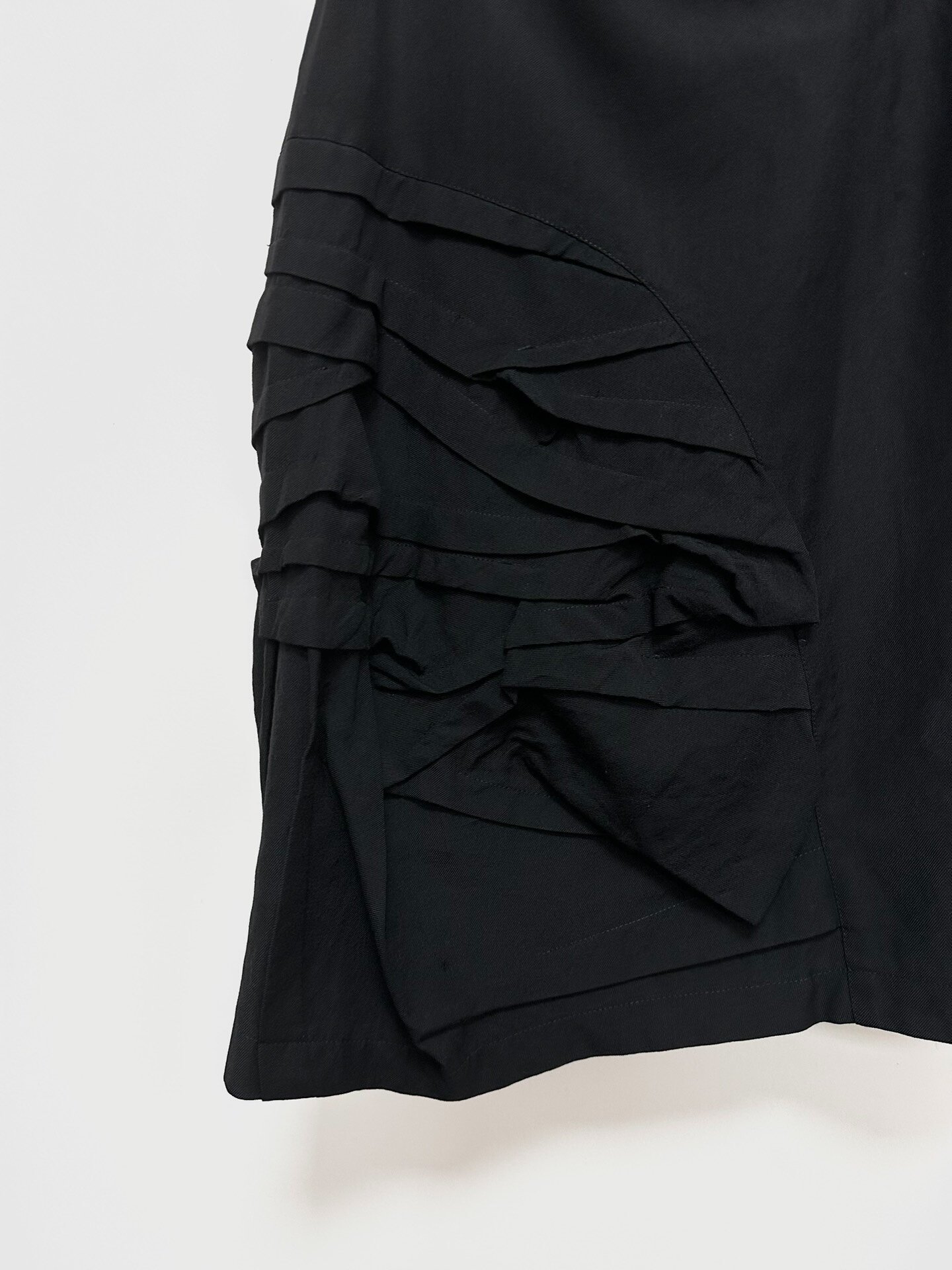 Comme des Garcons 1980s Pleated Skirt — back