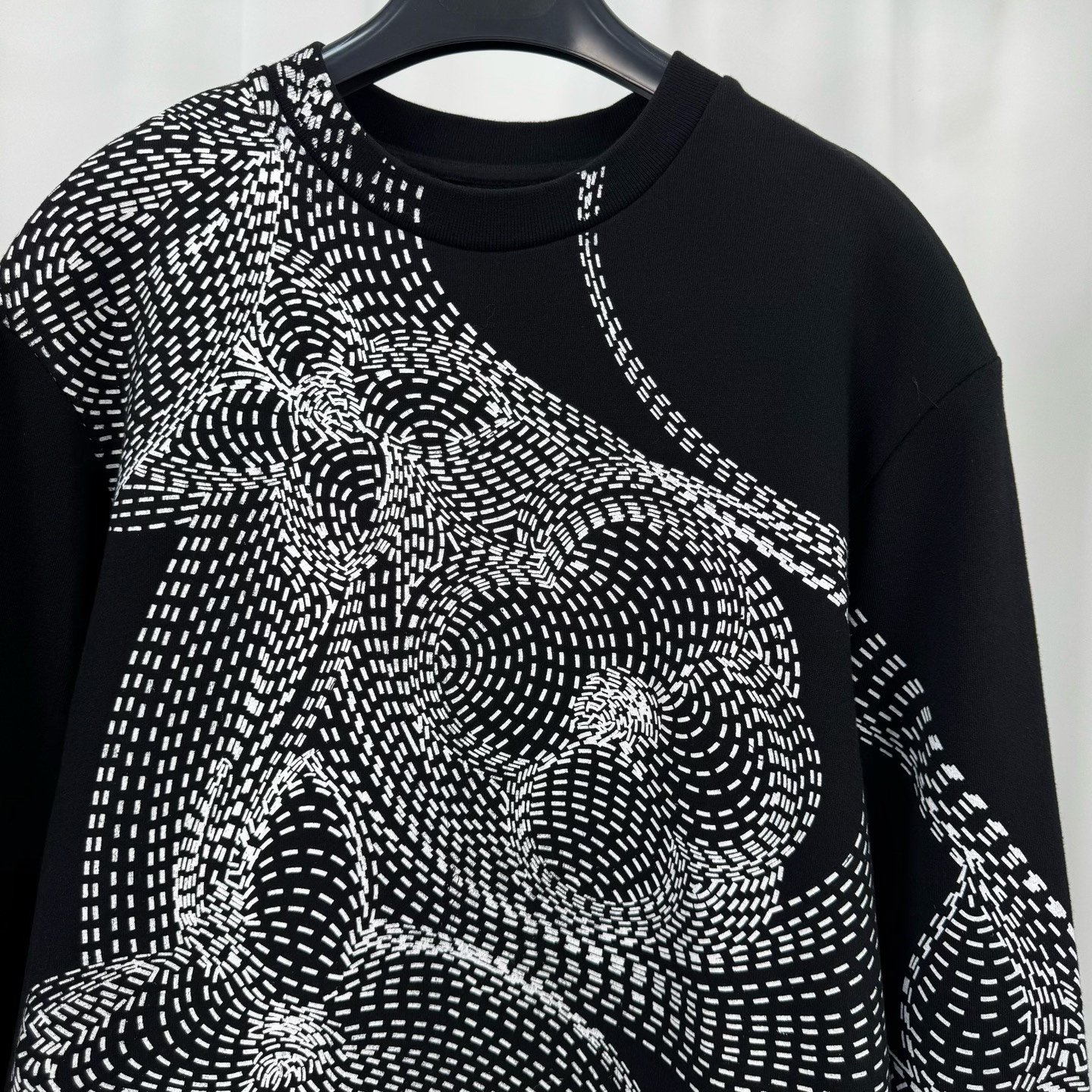 Louis Vuitton Black Sketch Floral Sweatshirt — detail
