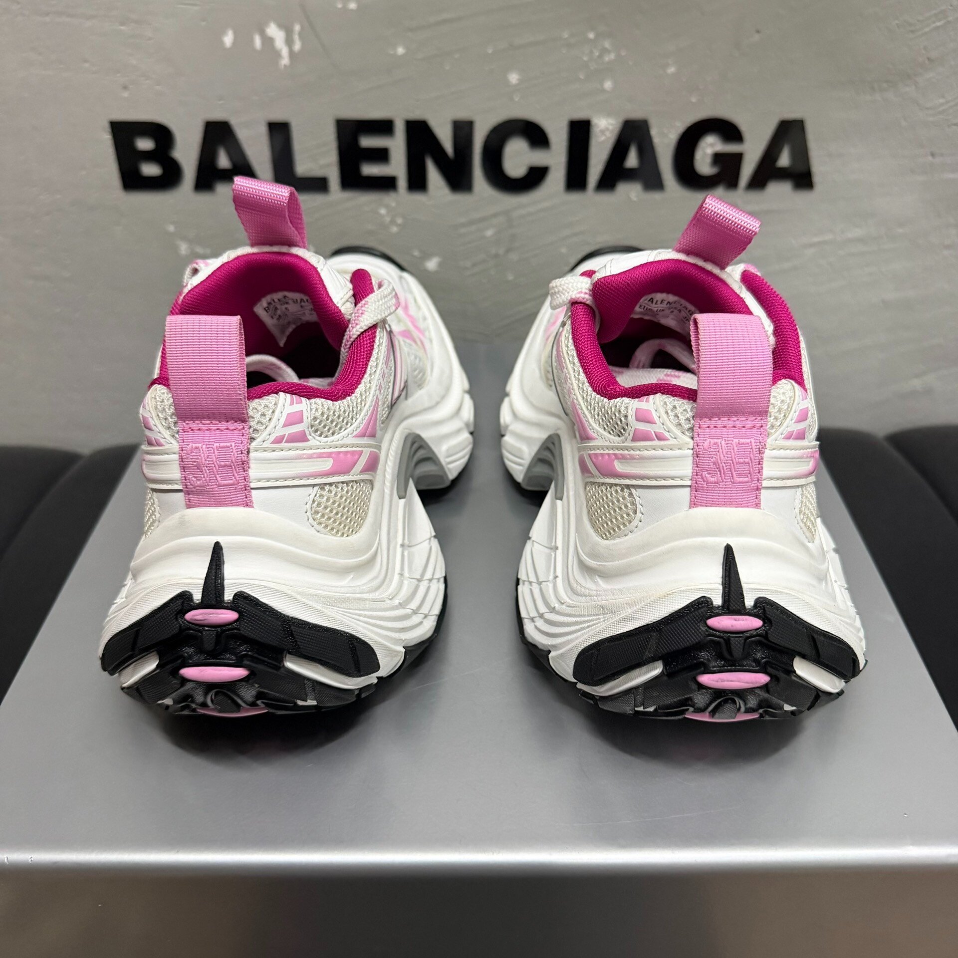 Balenciaga 6XL Dad Shoes Size 38 — label