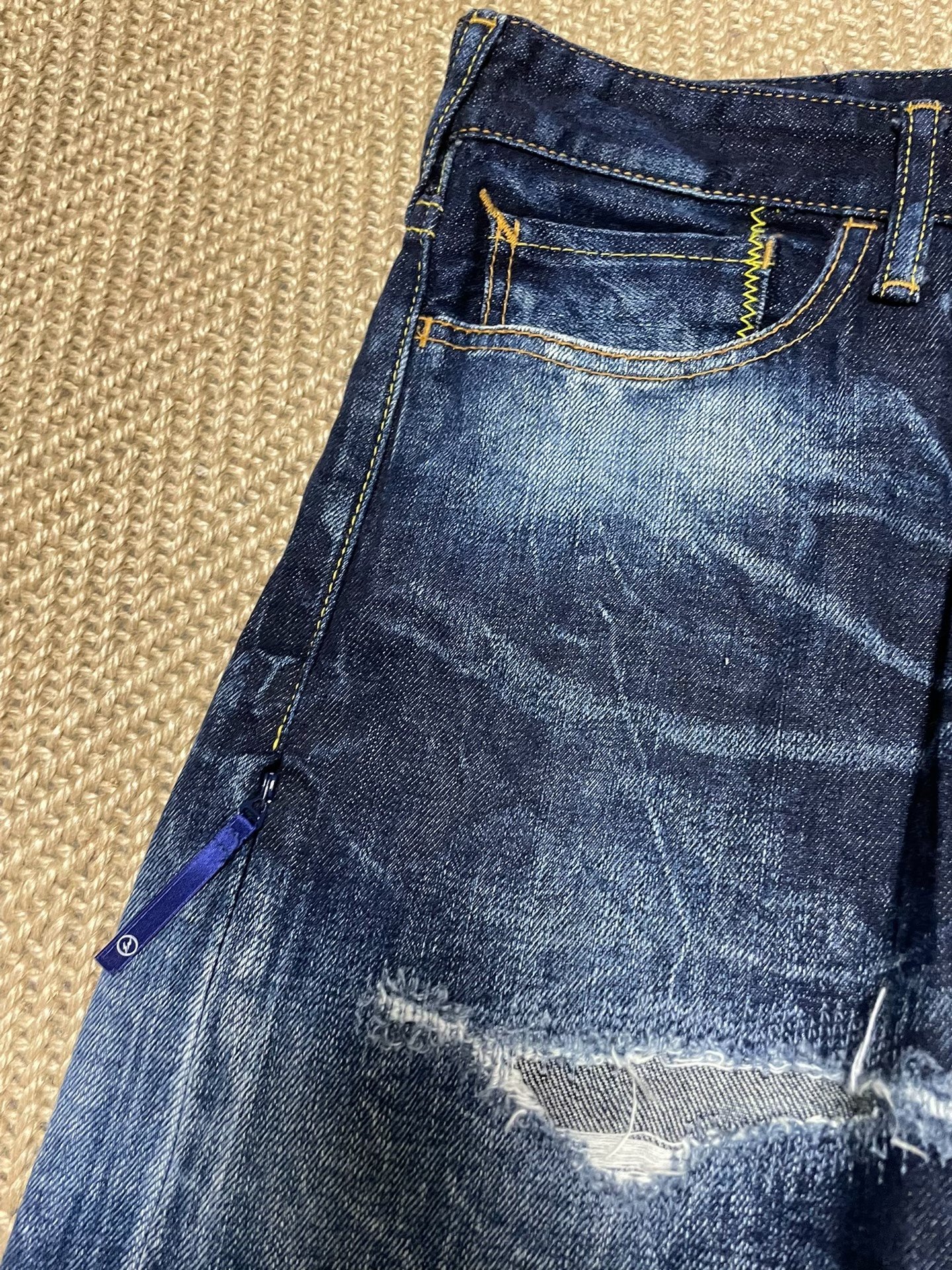Vanquish & Fragment Cropped Denim Jeans — back