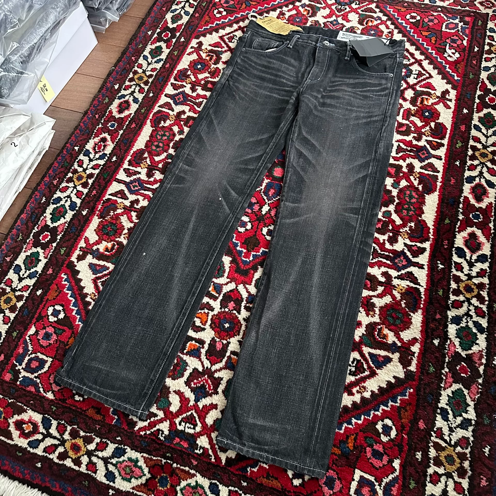 Neighborhood 15AW Black Narrow Jeans M — label