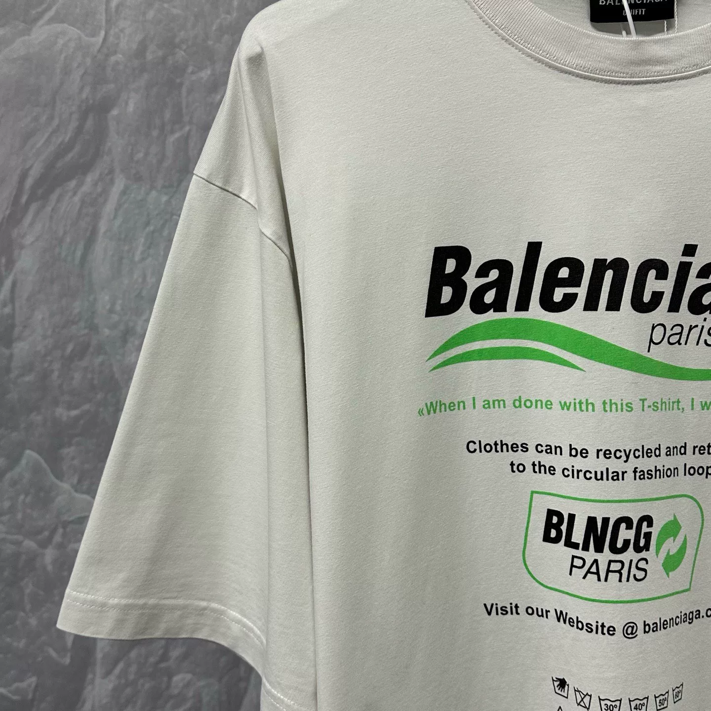 Balenciaga Wave Letter Print Short Sleeve — detail