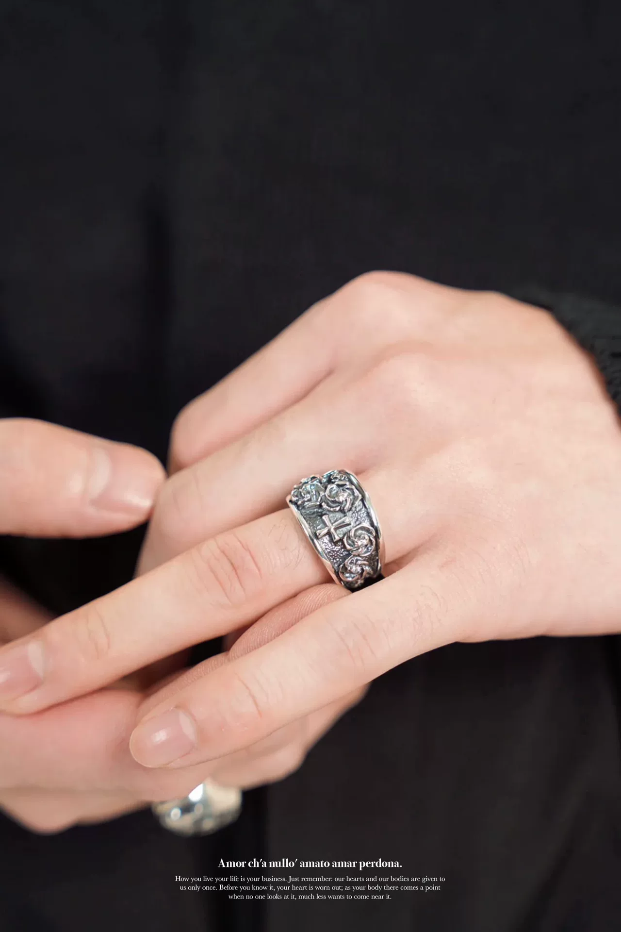 Yohji Yamamoto 25SS Gothic Silver Ring — detail