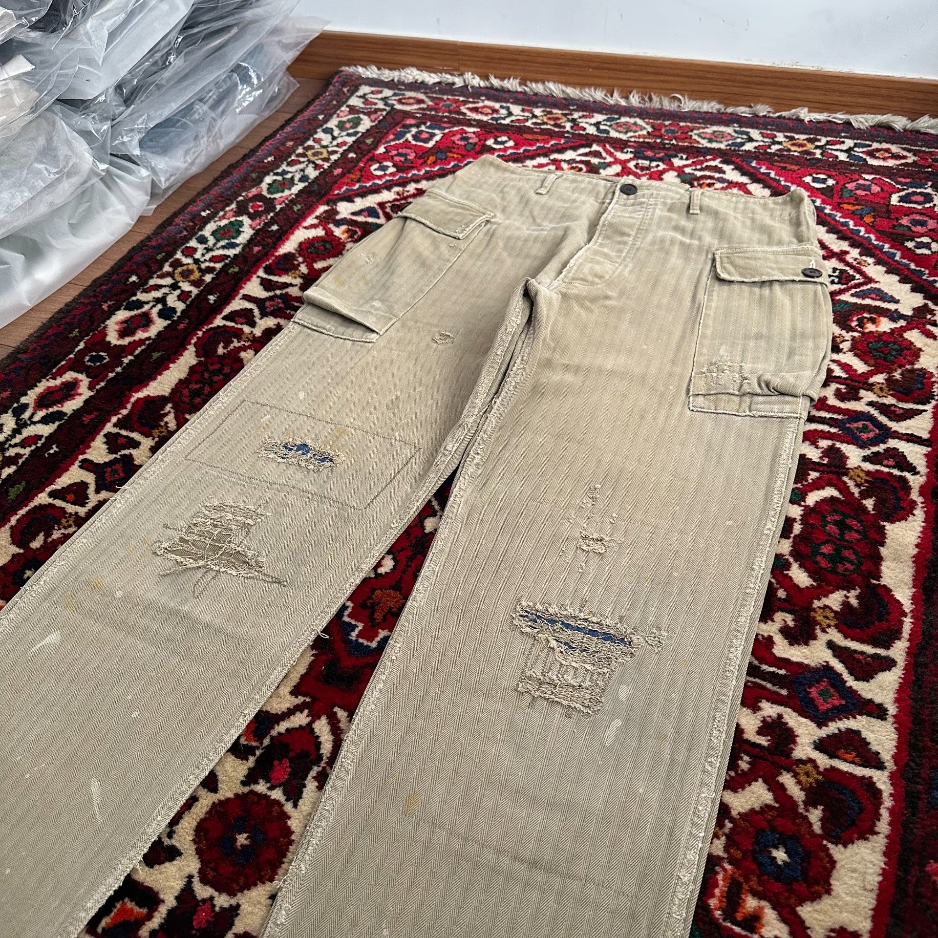 VISVIM 19AW SPOT VETERANS PANTS — label